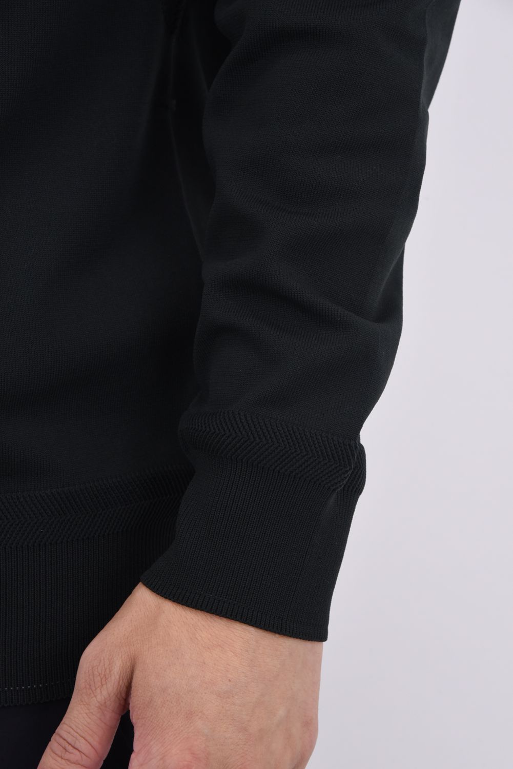 【25AW】 MEN'S WR CREWNECK KNIT / 超撥水糸 袖ワッペン クルーネックニット (ブラック)
