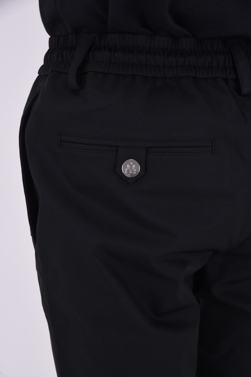 【26SS】 QUADRA PERFORMANCE TWILL GOLF SHORTS / ポリエステルツイル アイアンスカルロゴ刺繍 ショートパンツ (ブラック)