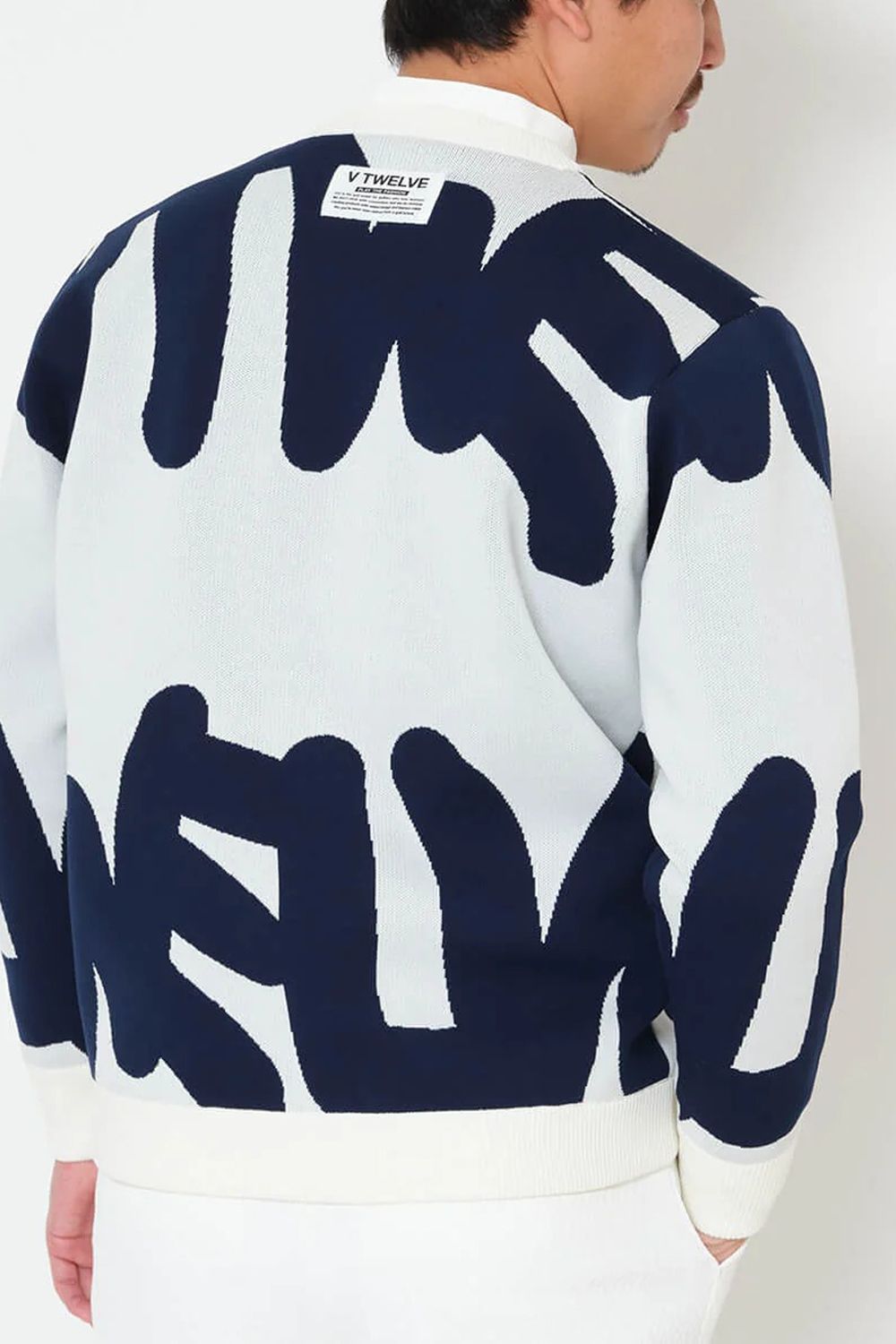 【25AW】 GRAFT KNIT / グラフィティロゴ クルーネックニット (ホワイト)