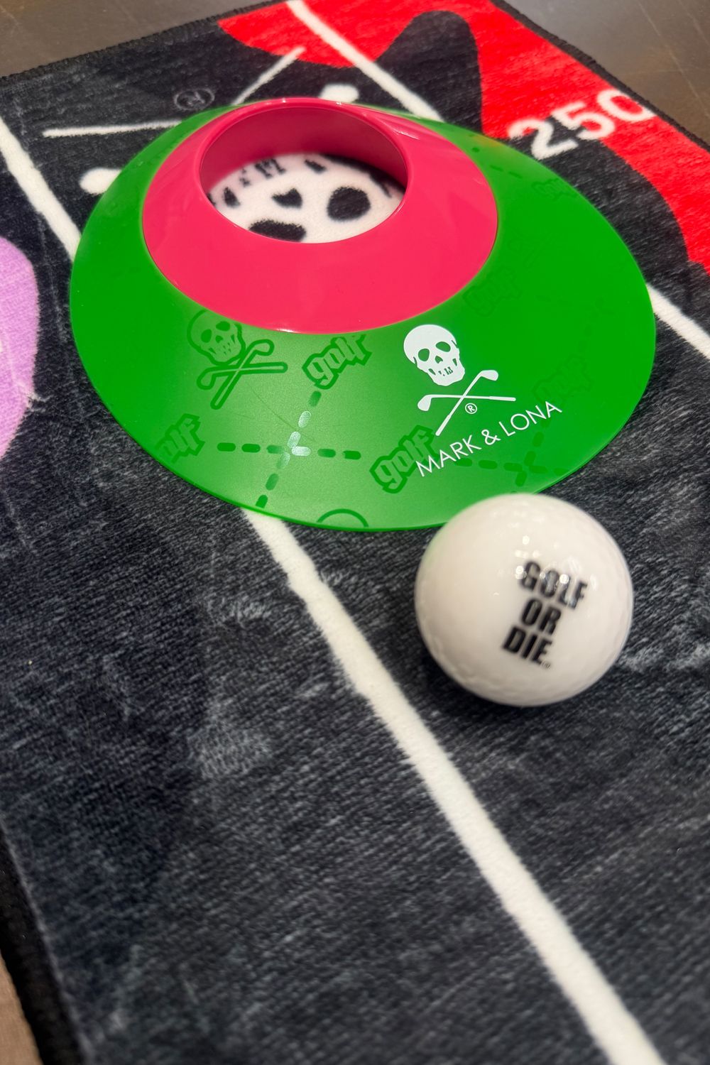 【プレゼント好適品】 Colorfulage Putter mat / カモフラージュパターマット