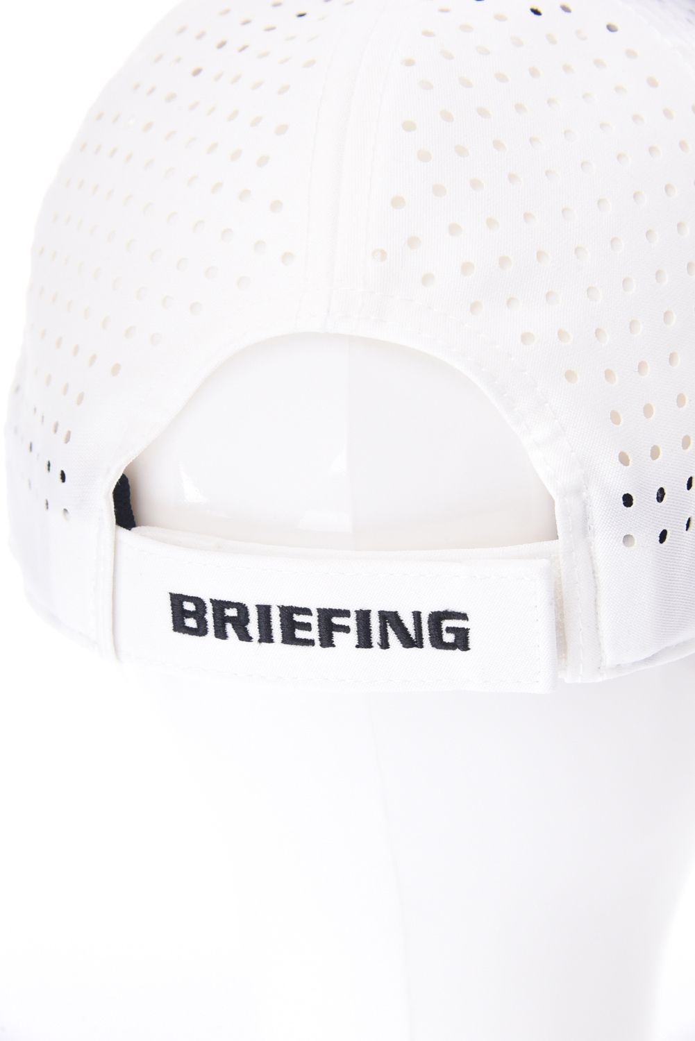 【26SS】 MEN’S PUNCHING MESH INITIAL CAP / イニシャルワッペン パンチングメッシュキャップ (ホワイト)