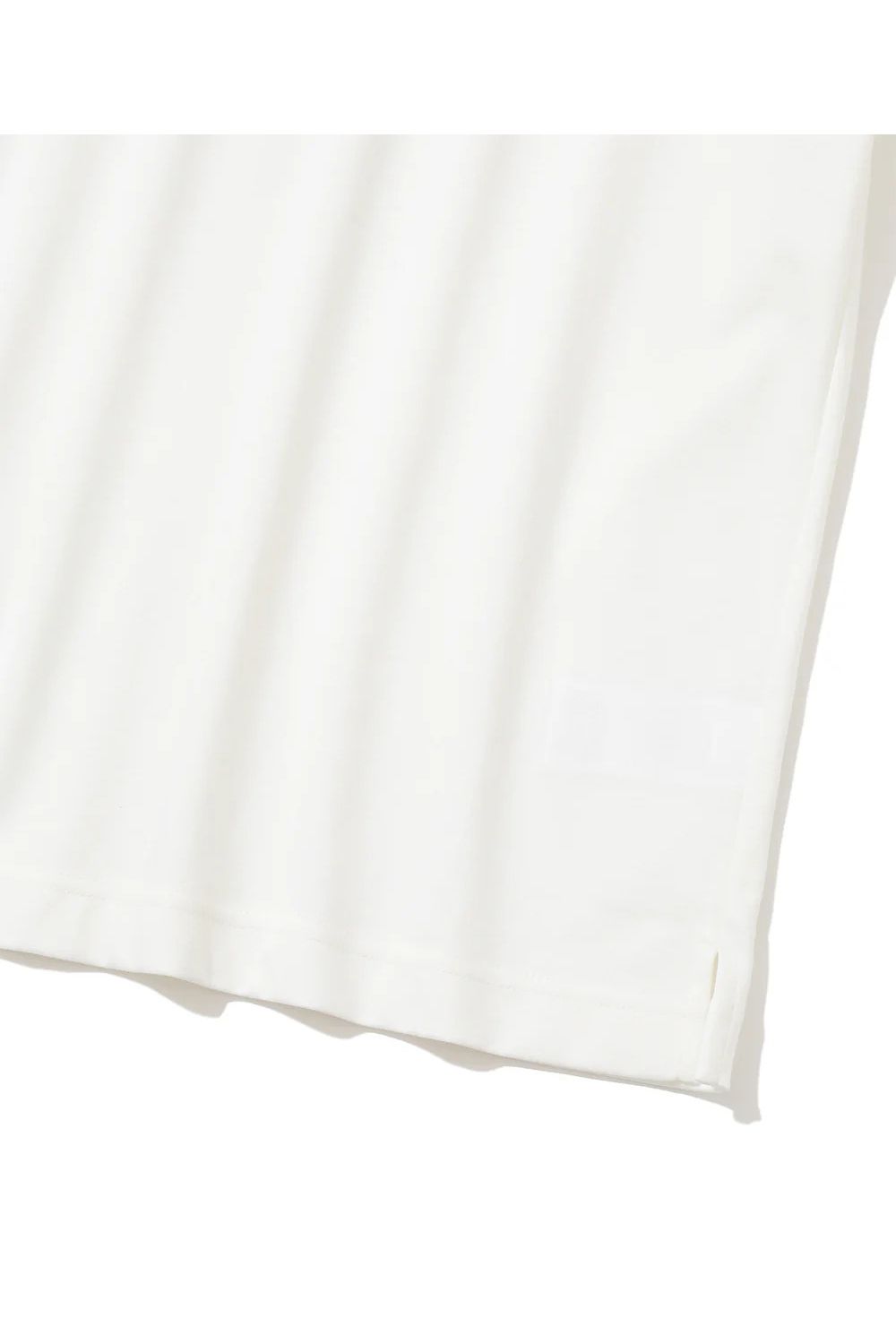 【26SS】 BLUR SIGN SPECTRUM PERFORMANCE MOCK / フロントロゴプリント スワロフスキー モックネックTシャツ (ホワイト)