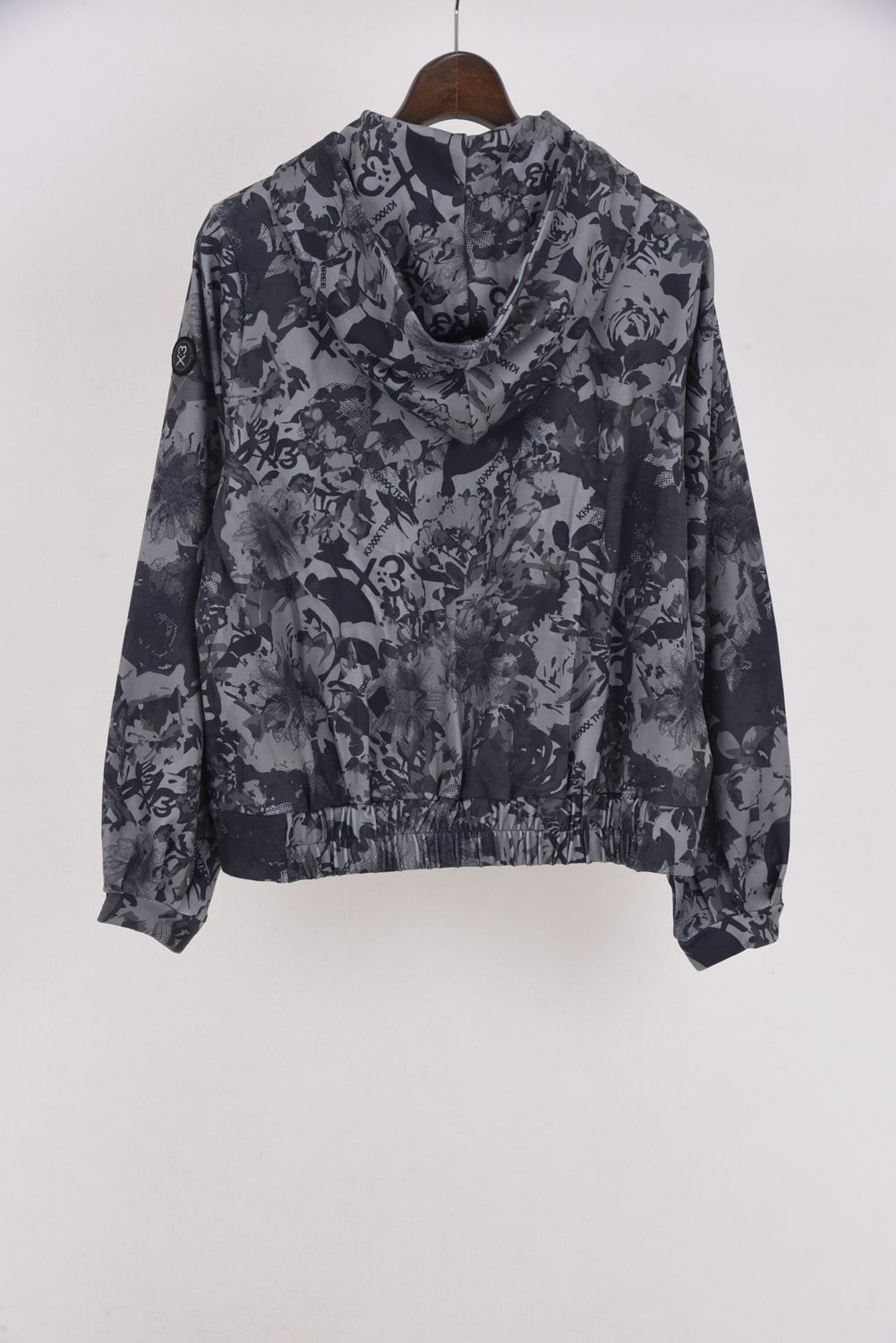 【期間限定ポイント10倍】【25AW】【レディース】 FLOWER CAMO FULL ZIP HOODIE / フラワーカモ 裏起毛フルジップパーカー (グレー)