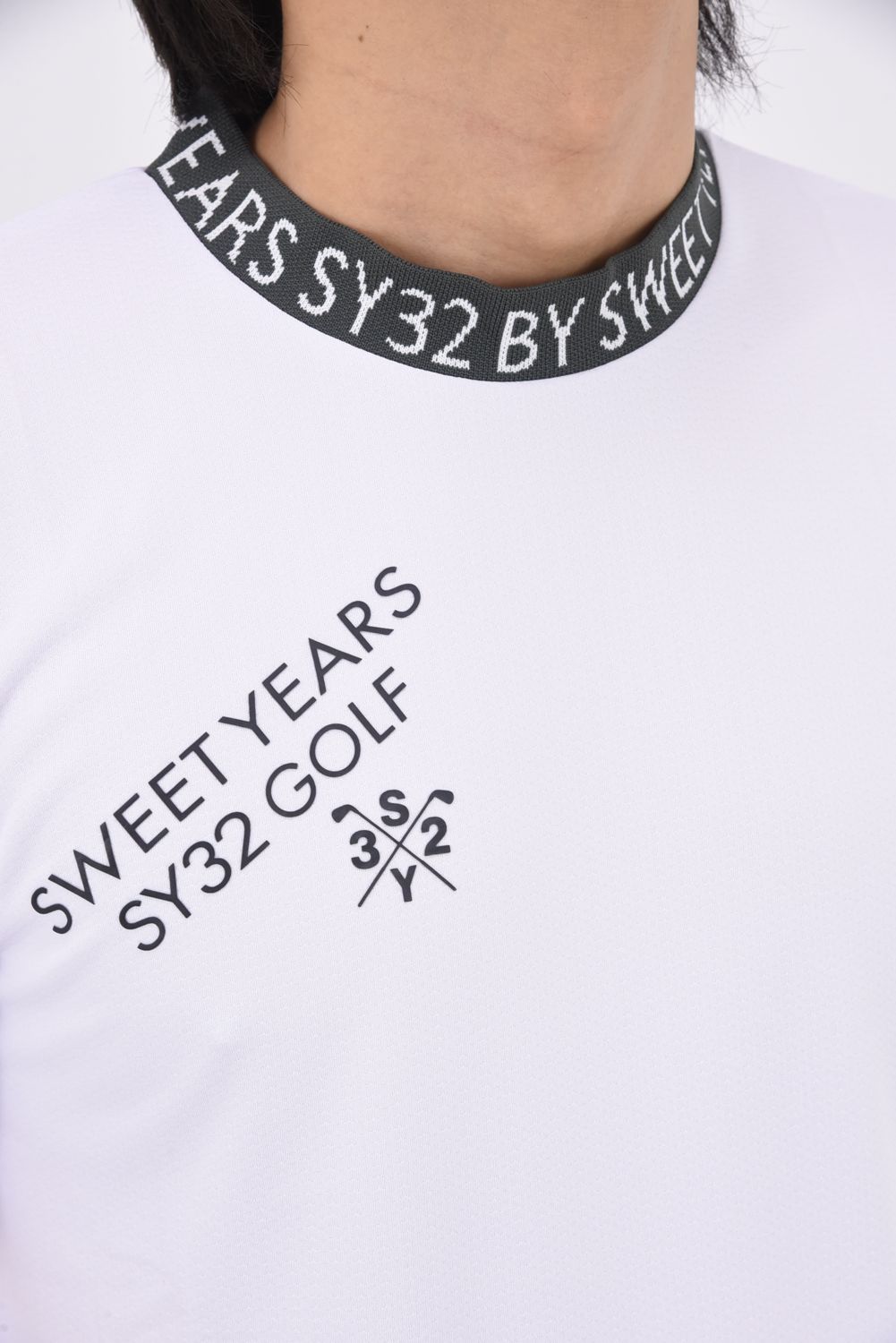 【26SS】 WAVE JQ KNIT MOCK / バックプリント モックネックTシャツ (ホワイト)
