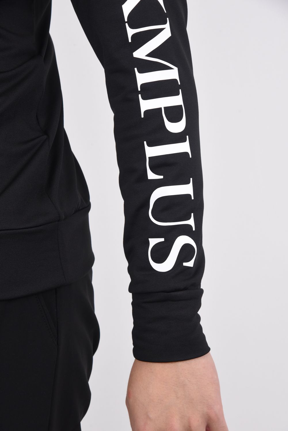 BACK BIG LOGO HIGH NECK T-SHIRTS / バックロゴモックネックTシャツ ブラック
