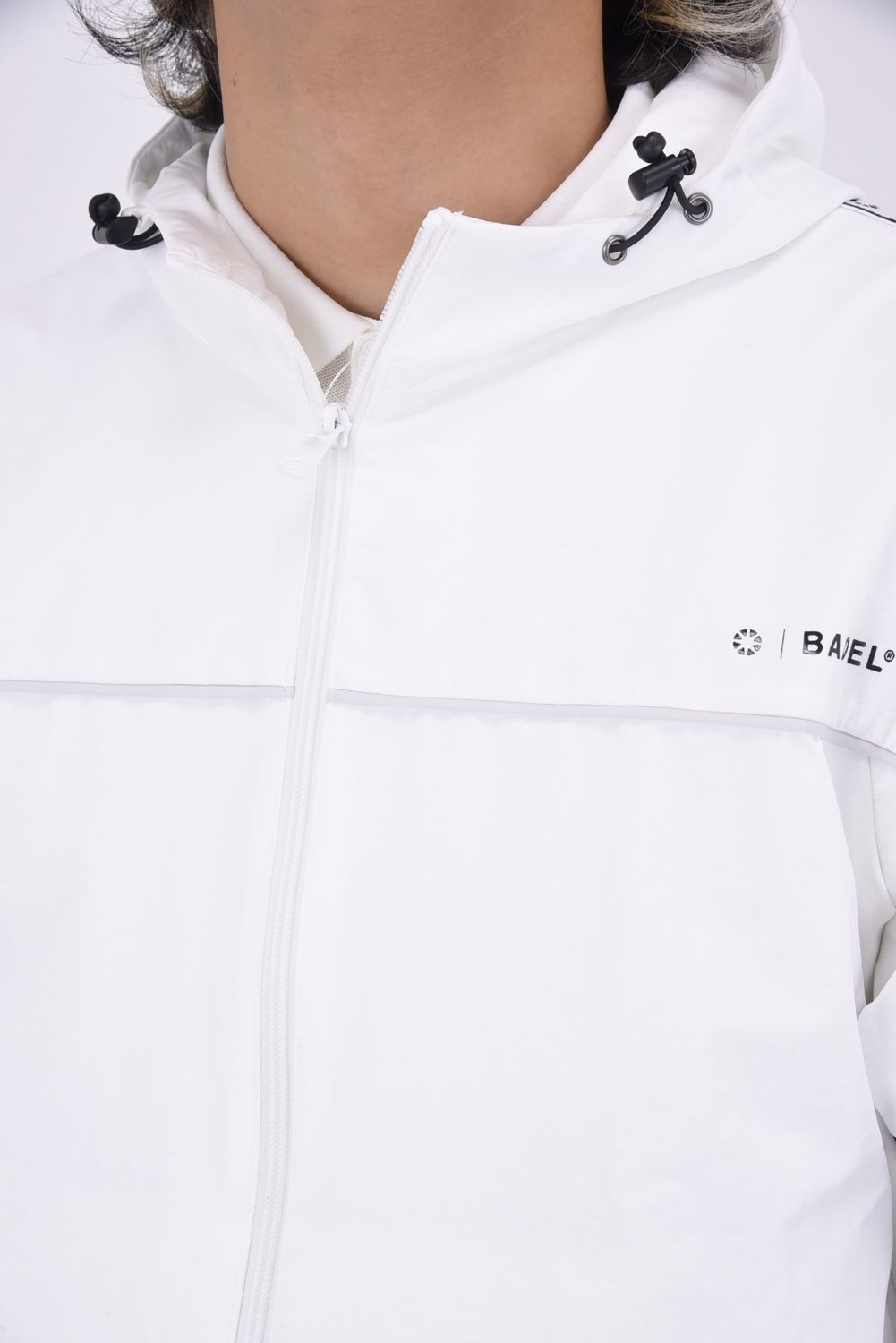 WATER REPELLENT PIPING ZIP PARKA / 4WAYストレッチ 撥水素材 ロゴテープ ジップパーカー (ホワイト)