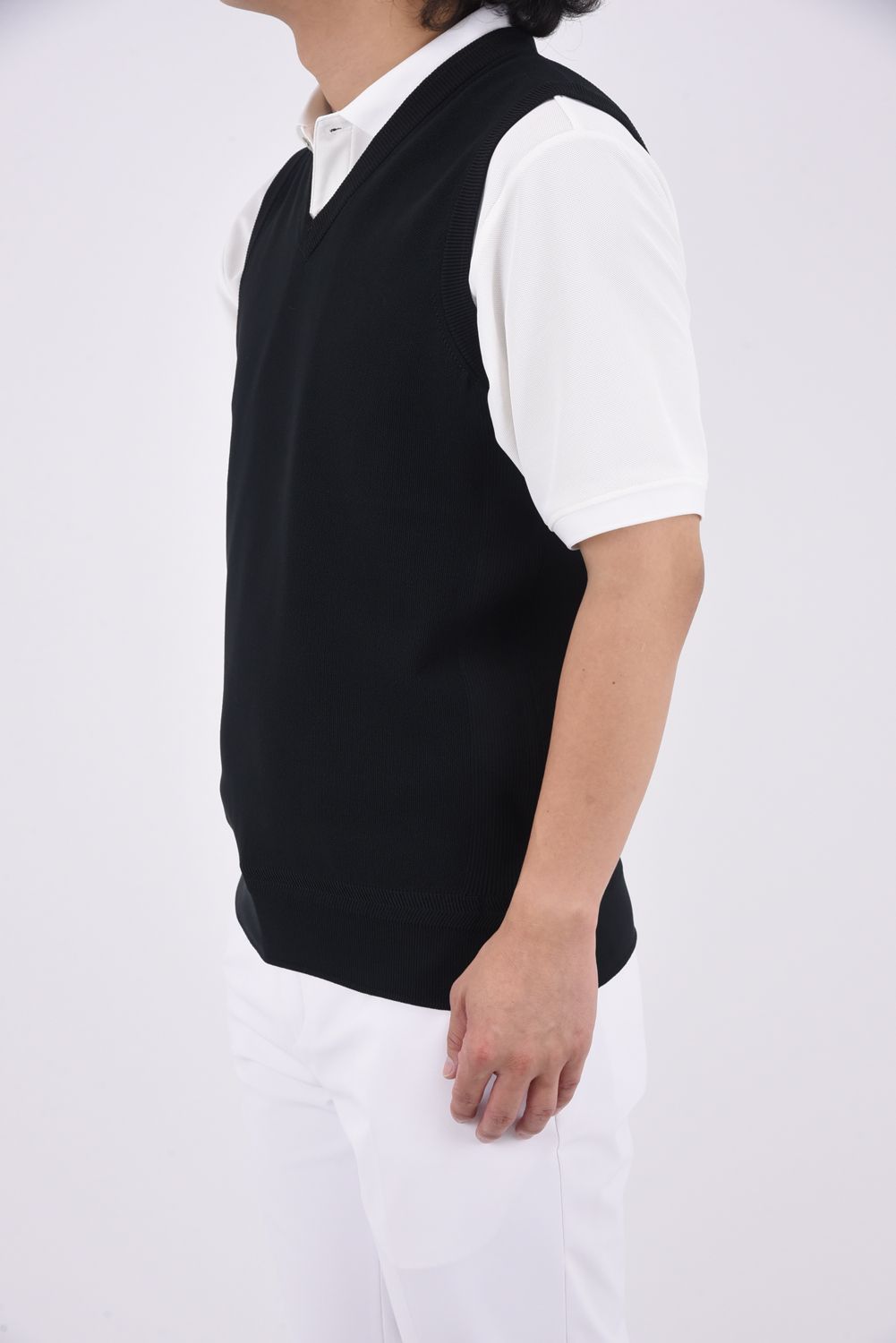 MEN'S WR V-NECK KNIT VEST / バックロゴ 超撥水糸 ニットベスト (ブラック)