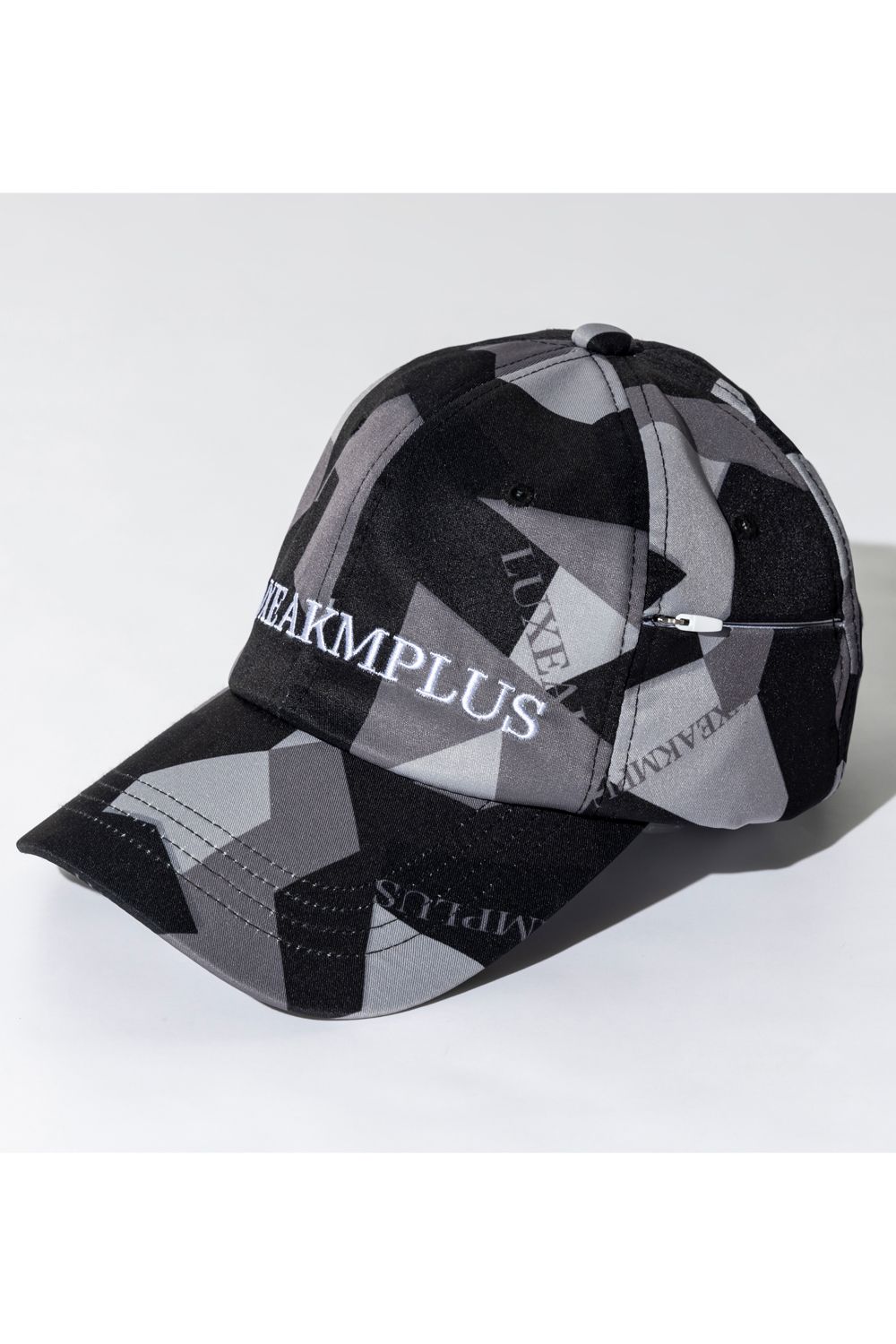 CAMO PATTERN CAP / オリジナルカモフラ ロゴ ベースボール 6パネルキャップ ブラックカモ