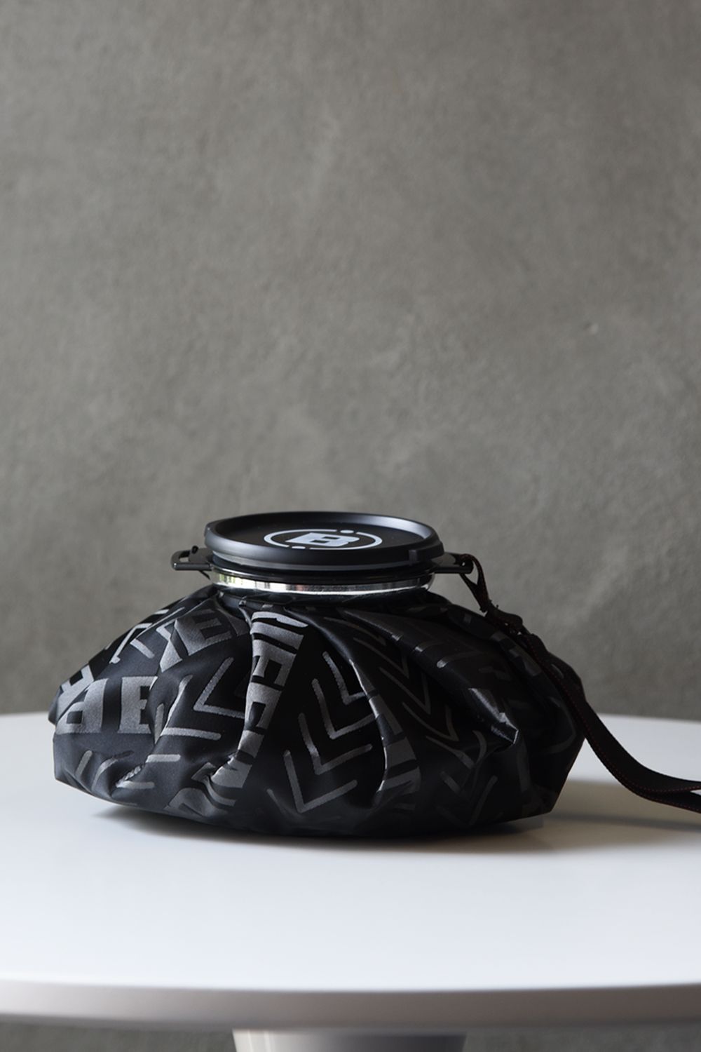 新品　BRIEFING BIAS LOGO JQ ICE PACK ブラック BRIEFING - 【プレゼント好適品】【返品・交換不可】 BIAS LOGO