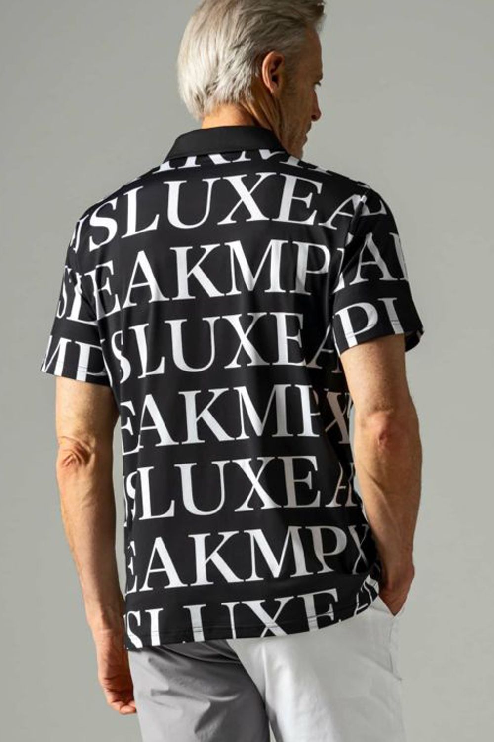 HORIZONTAL PATTERN LOGO POLO SHIRTS / 襟ロゴ 総柄 半袖ポロシャツ (ブラック)
