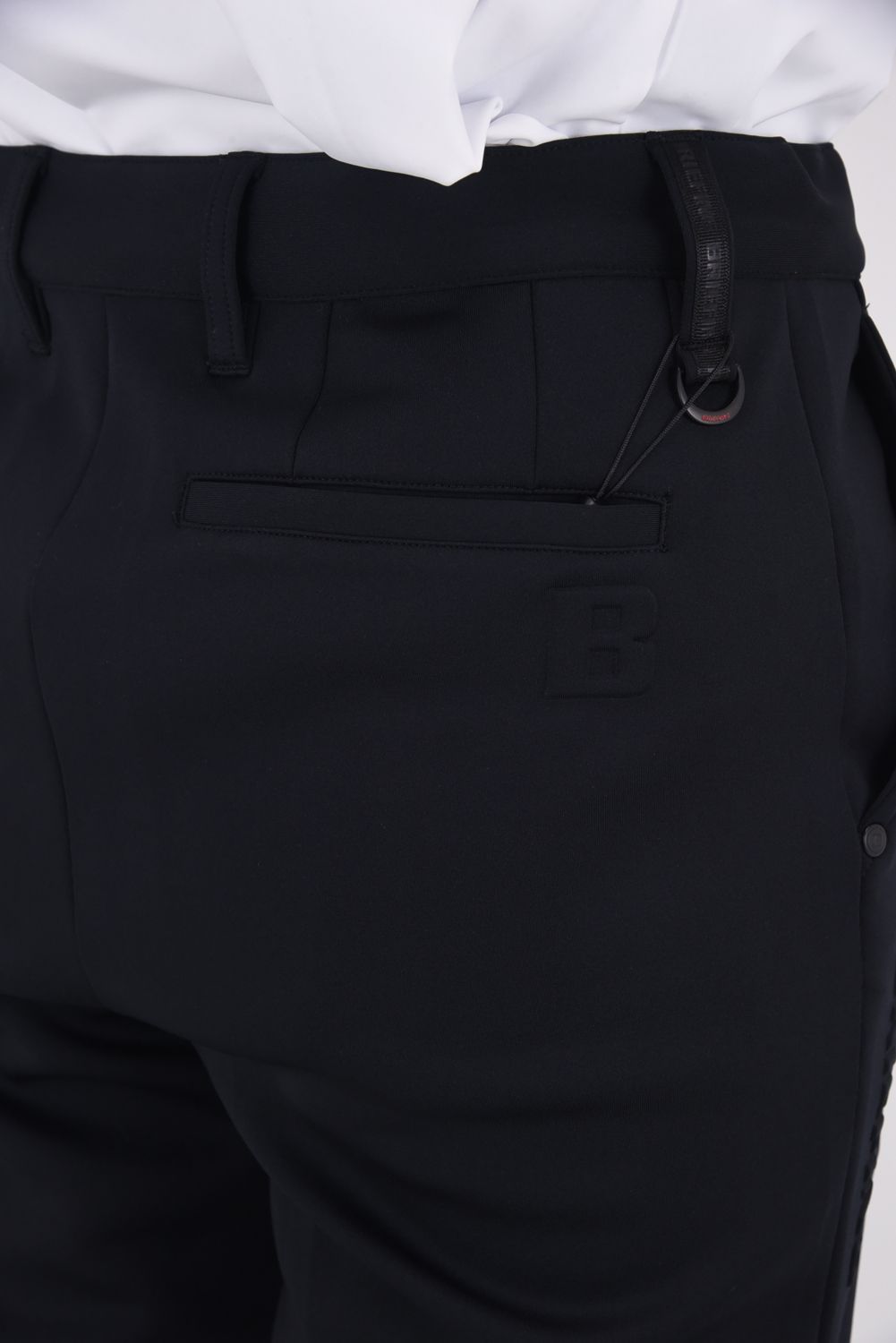 【25AW】 MEN'S 3D LOGO SLIM PANTS / 3Dロゴ ストレッチジャージ スリムロングパンツ (ブラック)