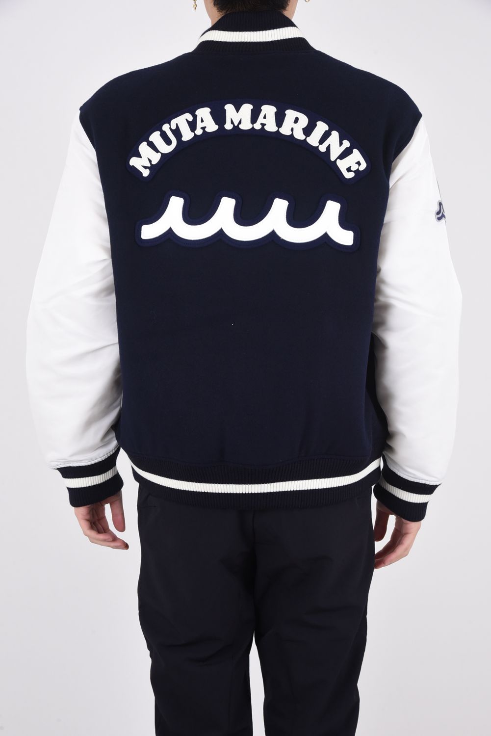 割引購入 mutaブラックパンツ ロゴ入り sushitai.com.mx
