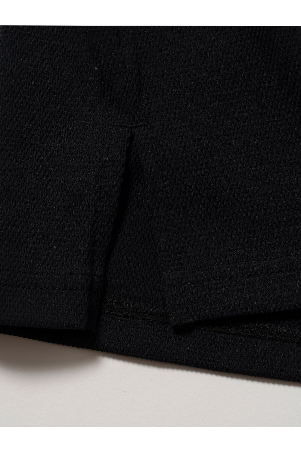 【2026SS】 Kūlina Pohāpohā Bicolor Mockneck（Kolepa Stamp） / バイカラー ショートスリーブ モックネックTシャツ (ホワイト/ブラック) （3月入荷予定）