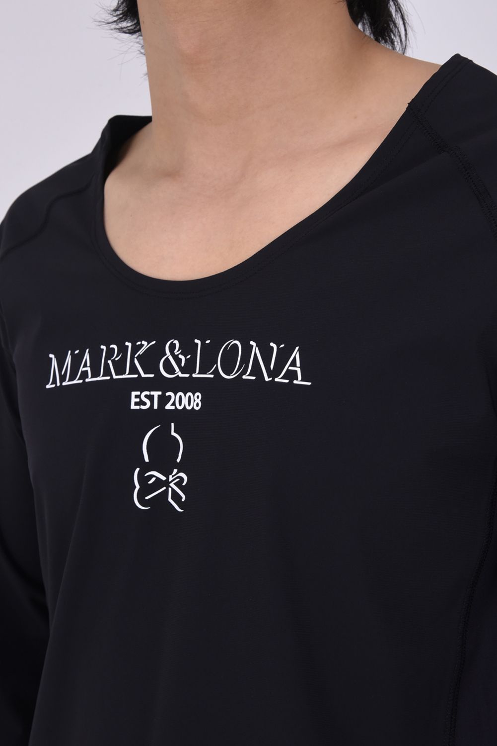 【26SS】 HEC U-NECK UV BASE LAYER / ブランドロゴ ロングスリーブ Uネック サマーインナーTシャツ (ブラック)