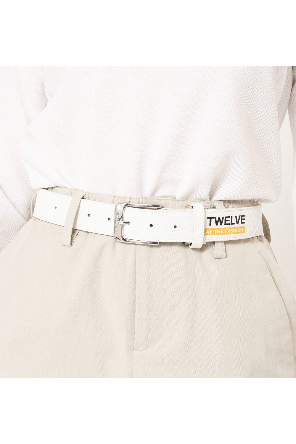【26AW】 EXP BELT / ブランドロゴ アクセントカラー レザー調ベルト (ホワイト)