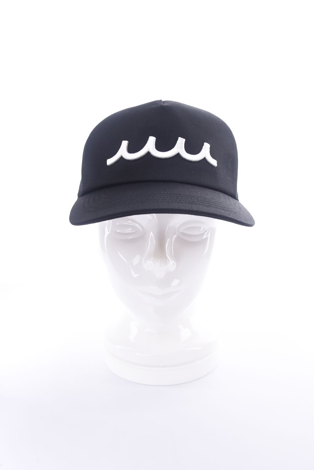 ACANTHUS × muta MARINE EMBROIDERED LOGO CAP / 刺繍ロゴ キャップ (ブラック)