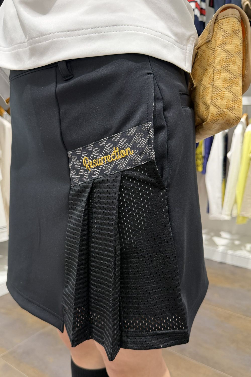 Resurrection Lady's Style 202004