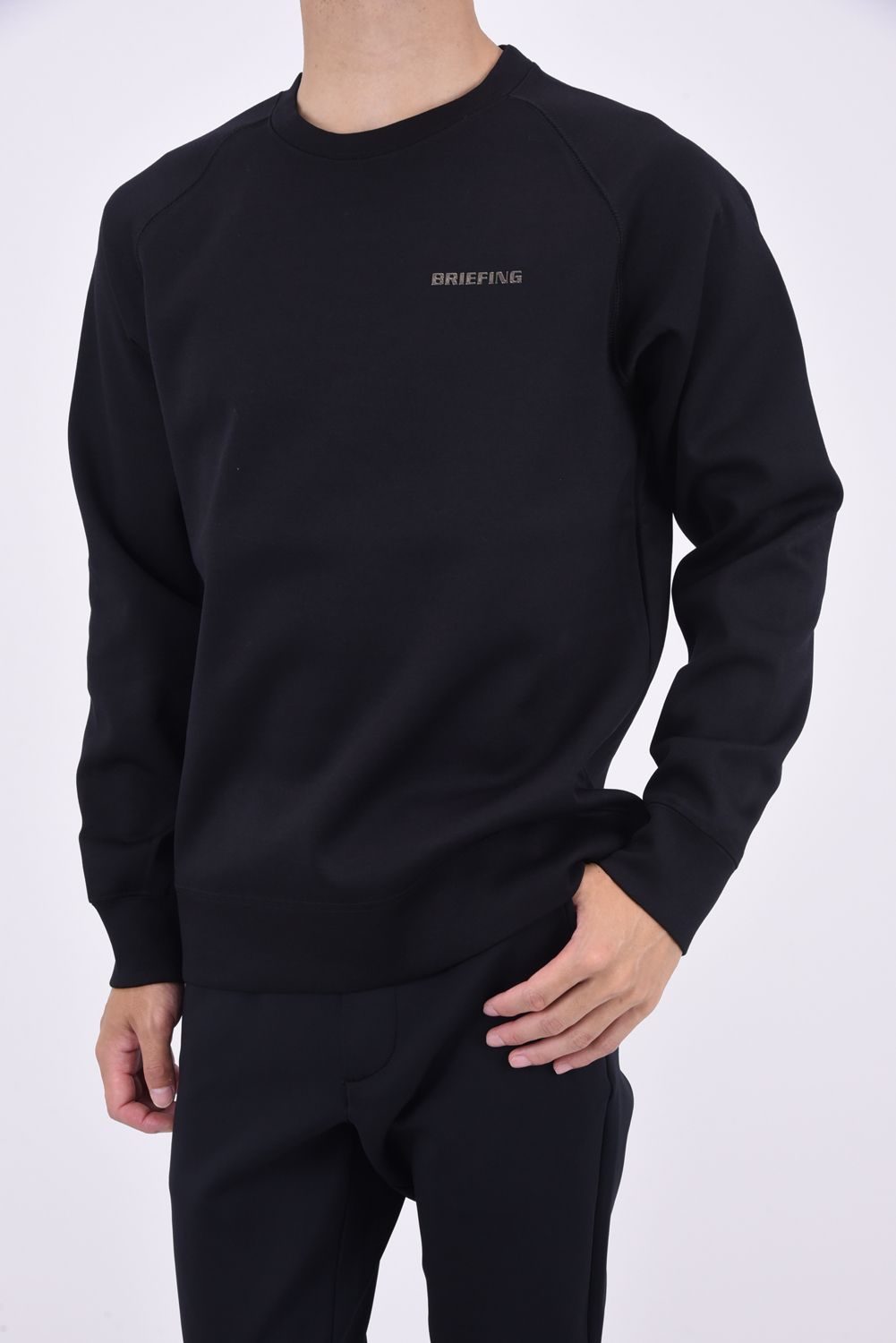 BRIEFING - 【秋冬仕様】 MENS WARM 3D LOGO CREW NECK / エンボスロゴ