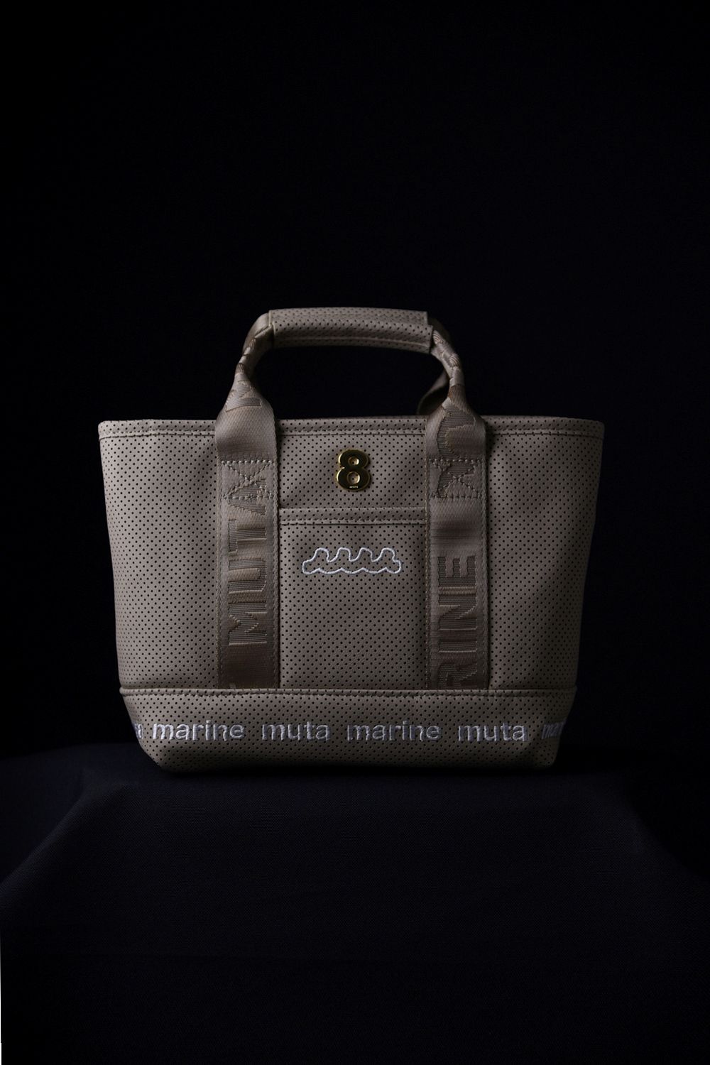 【GOSSIP GOLF別注】 “8” PLATE CONTINUA PARTITION TOTE BAG / 8プレート パンチングエシカルレザー パーテーションバッグ (ニュートラルベージュ)