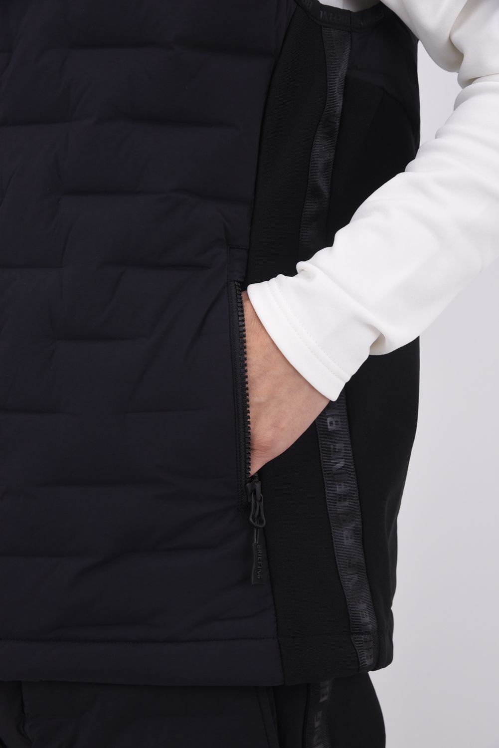 【25AW】 MEN'S HYBRID DOWN VEST / ストレッチタフタ ダイヤモンドロゴ ハイブリッドダウンベスト (ブラック)