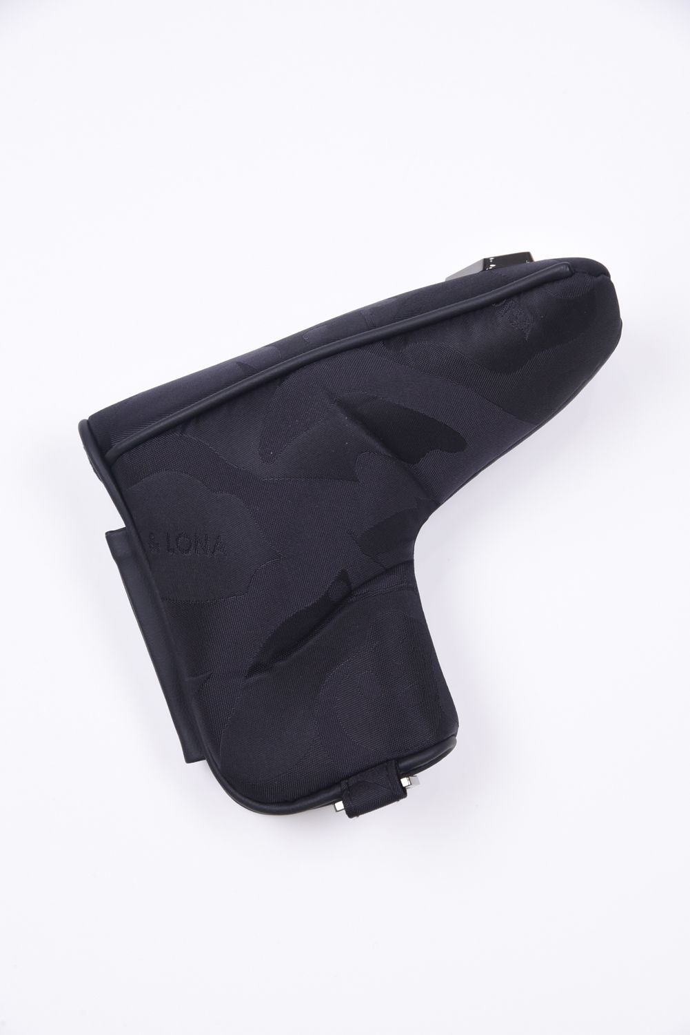 PREMIUM GAUGE PUTTER COVER / コーデュラナイロン レザーパイピング オリジナルカモジャカード ピンタイプ パターカバー (ブラック)