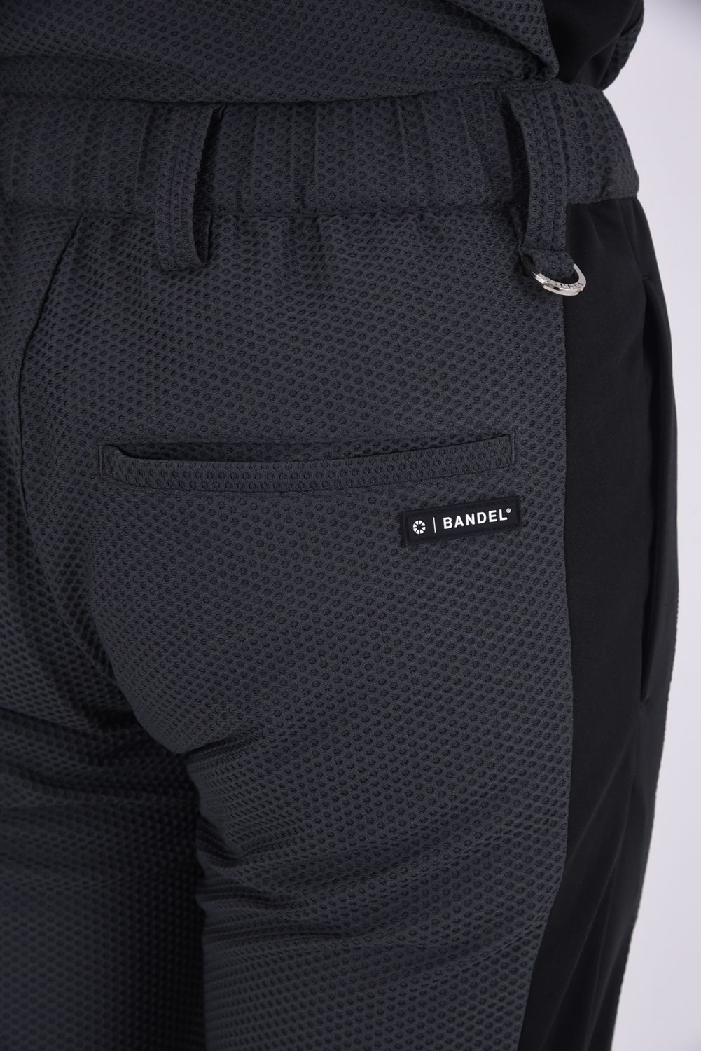 【26SS】 DRY WAFFLE SWITCH TAPERD PANTS / ドライワッフル サイド切り替え テーパードパンツ (チャコールグレー)