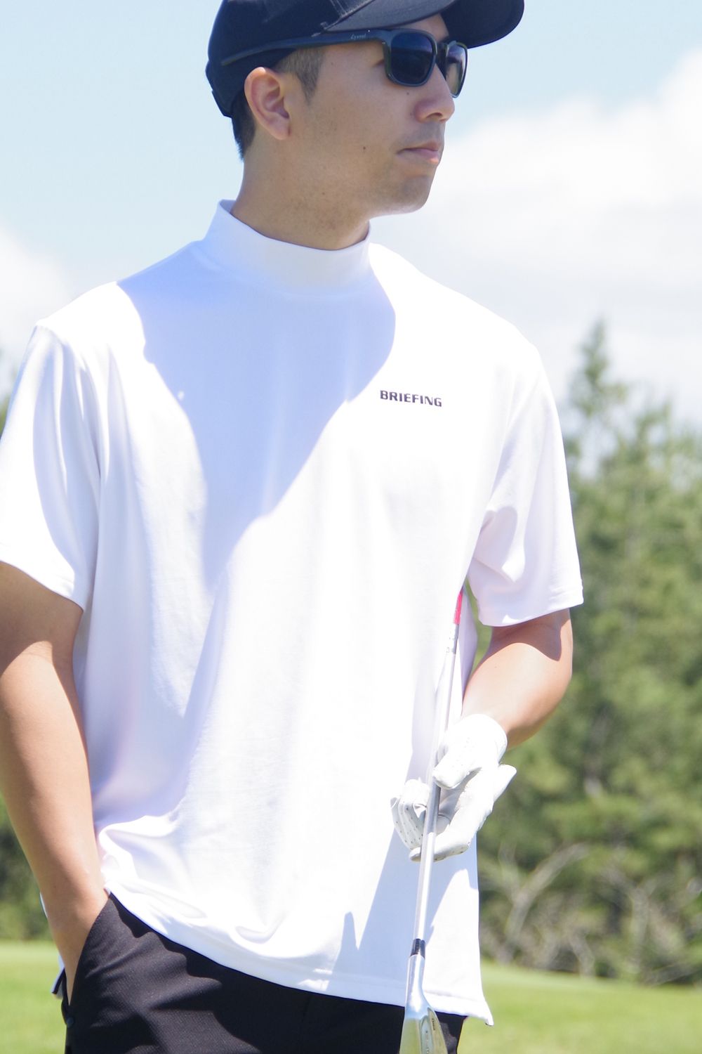 輝い BRIEFING - MENS BACK LOGO LINE HIGH NECK RELAXED FIT メンズウェア