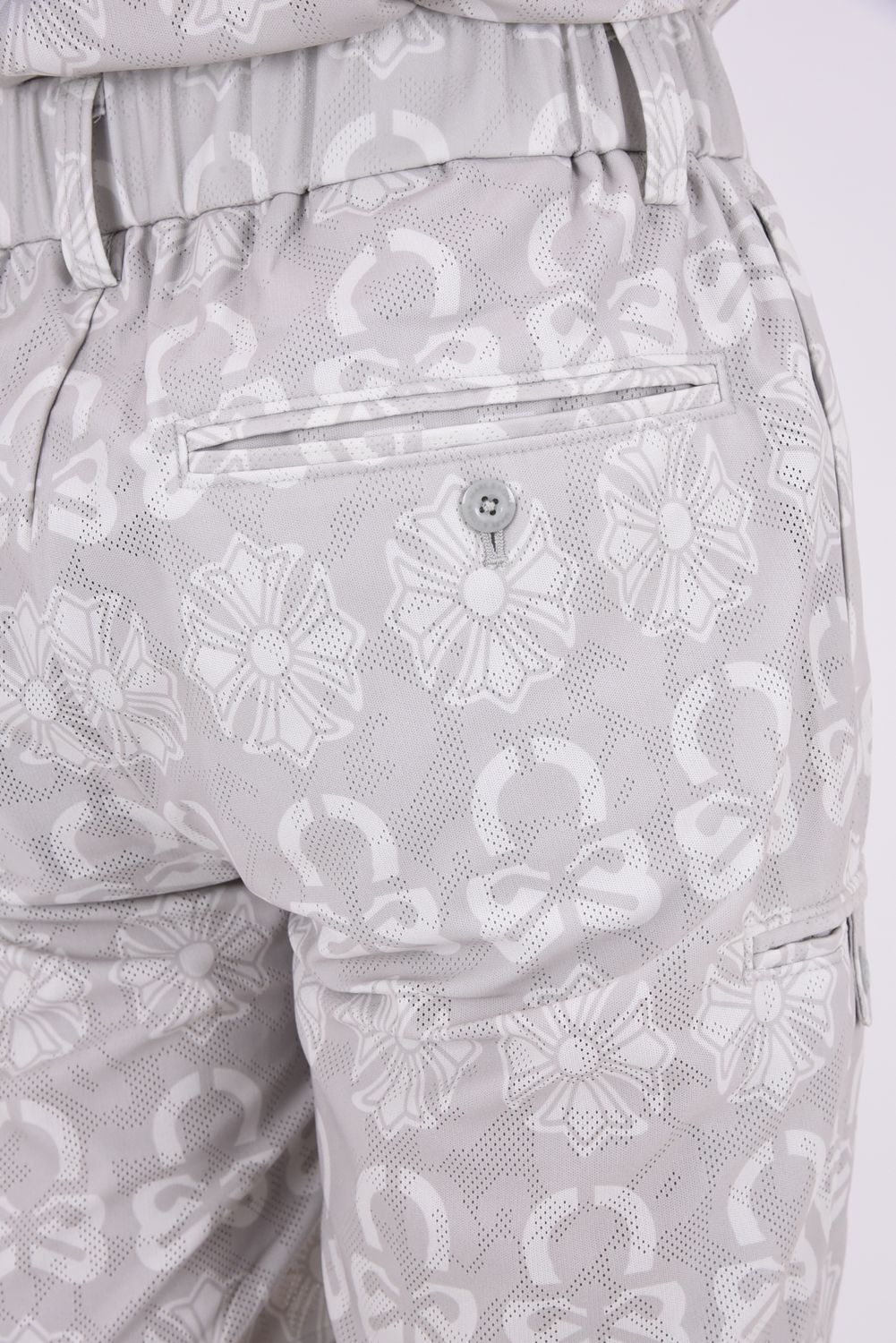 【26AW】 FRACTUR MONOGRAM JACQUARD SHORTS / メッシュジャカード生地 エレメントスカル総柄 ショートパンツ (グレー)
