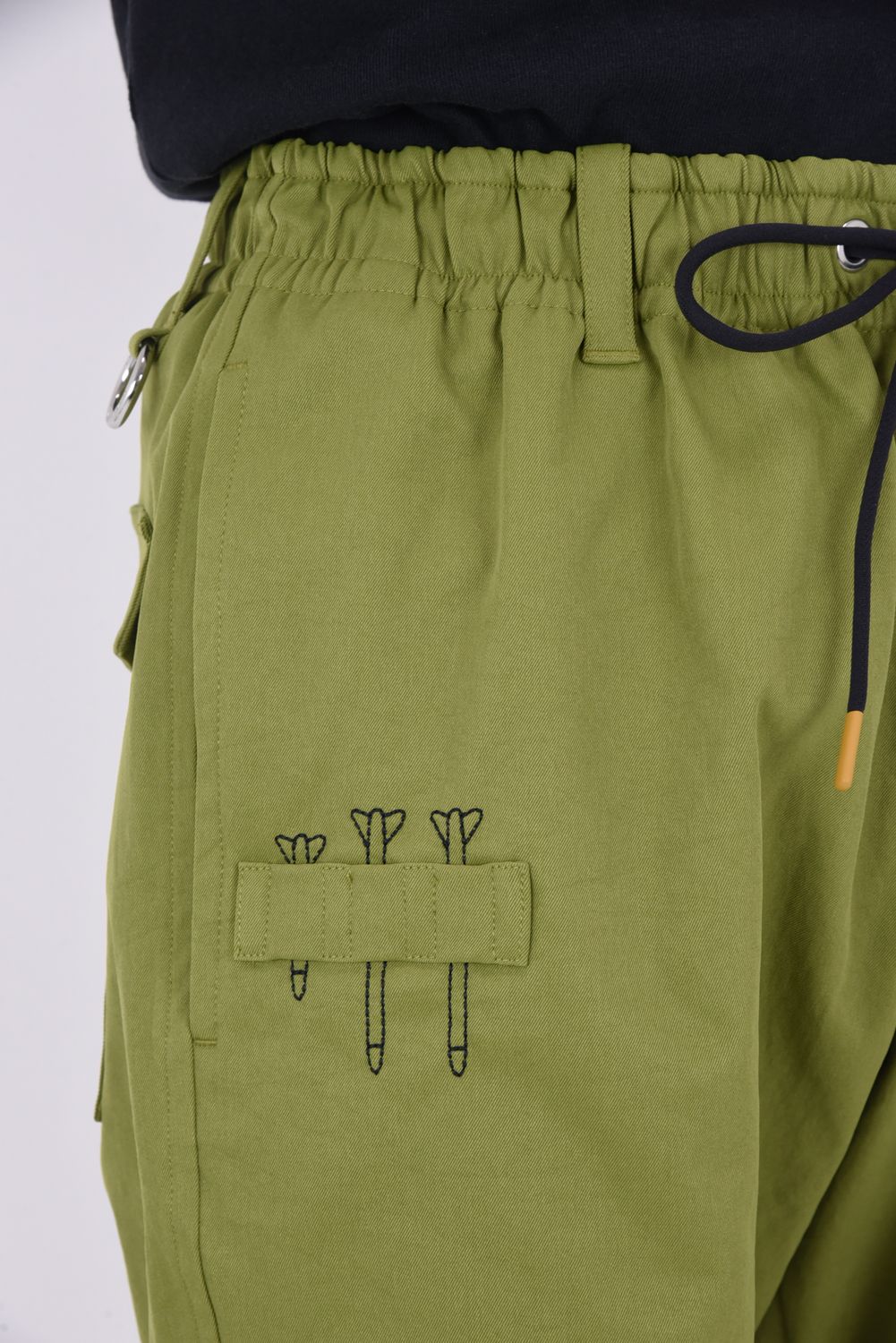 【26SS】 SOVEREIGN UTILITY TWILL SHORTS / ポリエステルツイル ブラックレターフォントロゴ ショートパンツ (グリーン)