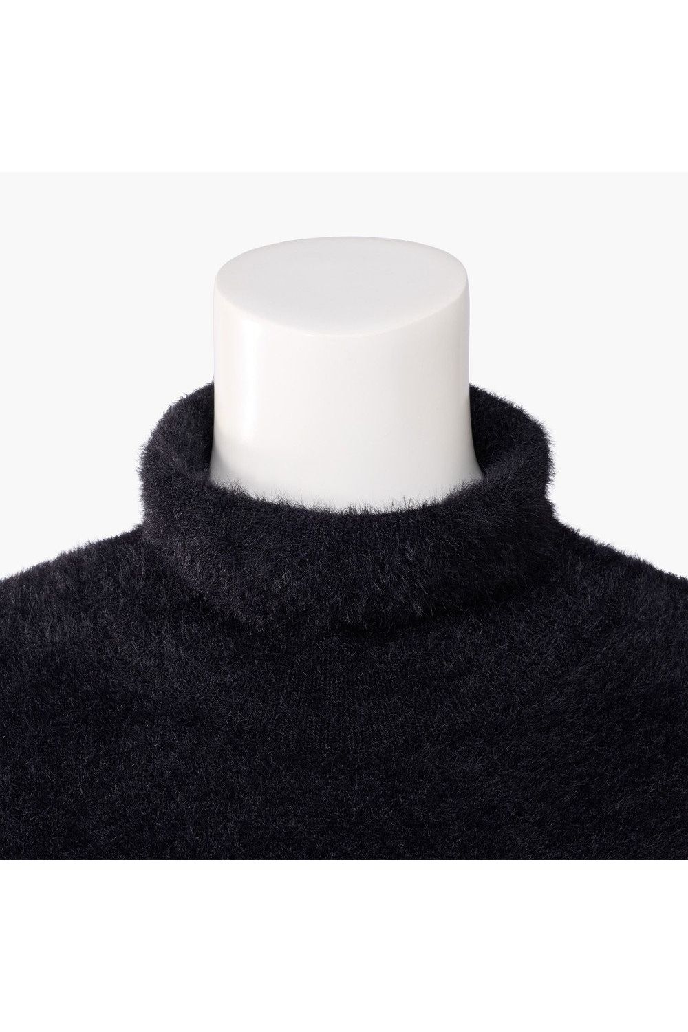 【26AW】【レディース】 WOMEN’S SHAGGY KNIT TURTLENECK / ブランドロゴ タートルネック シャギーニット (ブラック)