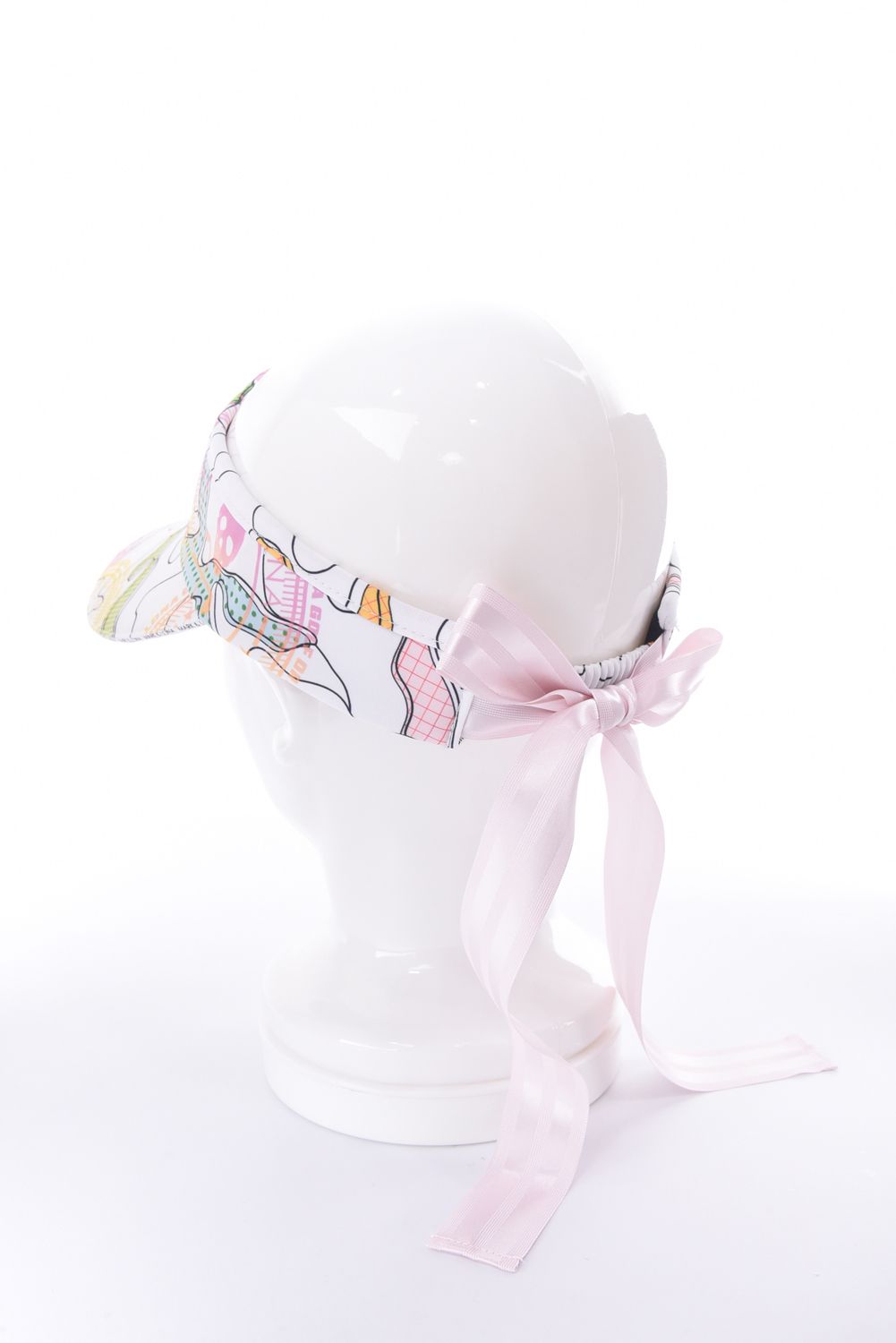 【26SS】【レディース】 AXON CAMO WIDE BRIM VISOR / カモフラージュプリント ラインストーンロゴ つば広リボンサンバイザー (ホワイト)