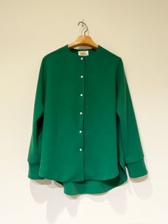 【Bed&Breakfast】 Back Satin Dry Georgette Blouse / ノーカラーブラウス / グリーン