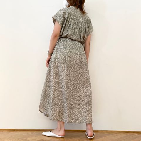 PASSIONE 一枚でかわいい花柄シャツワンピース