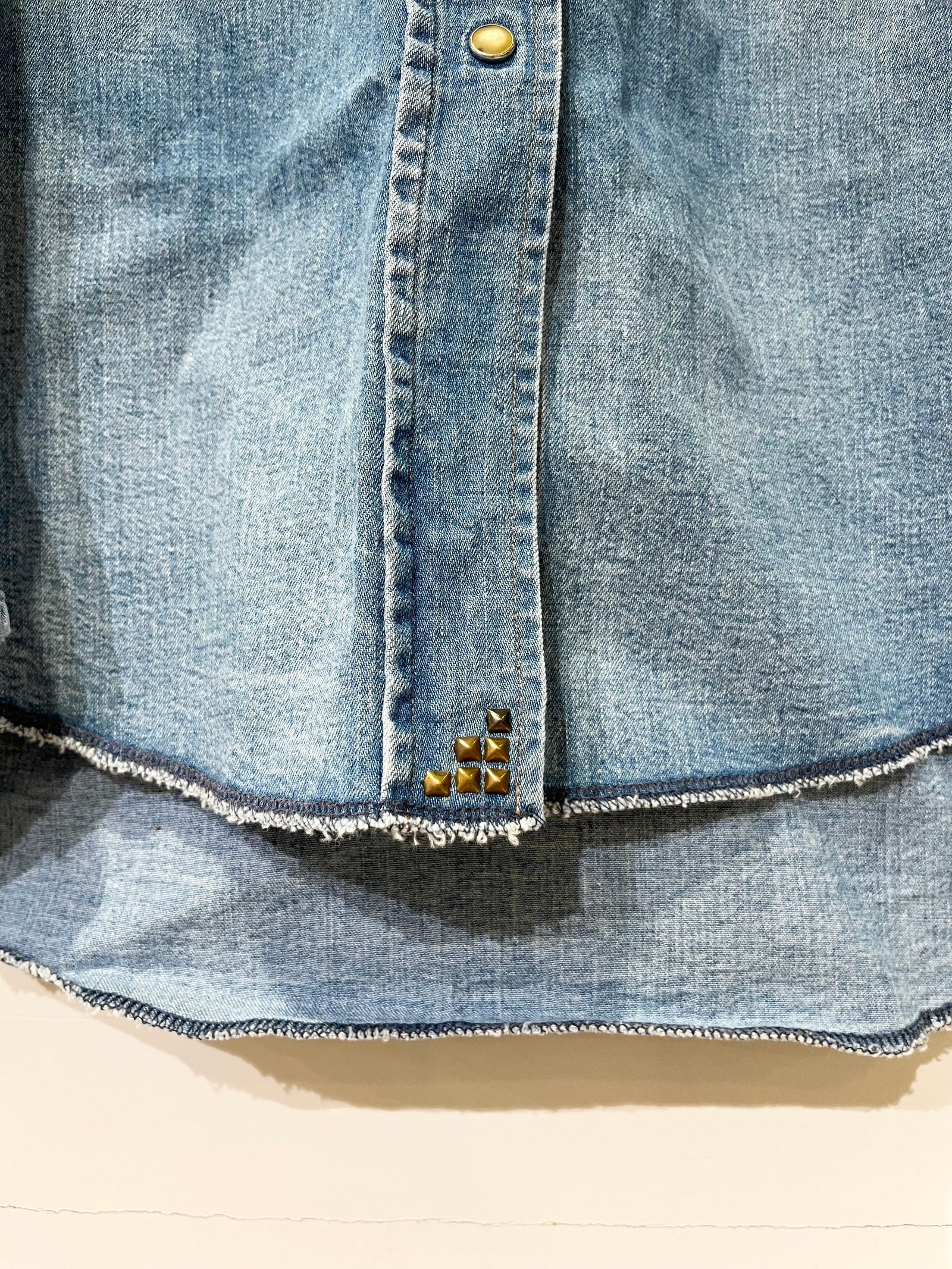 Denim Shirt / デニムシャツ / スタッズ / インディゴ