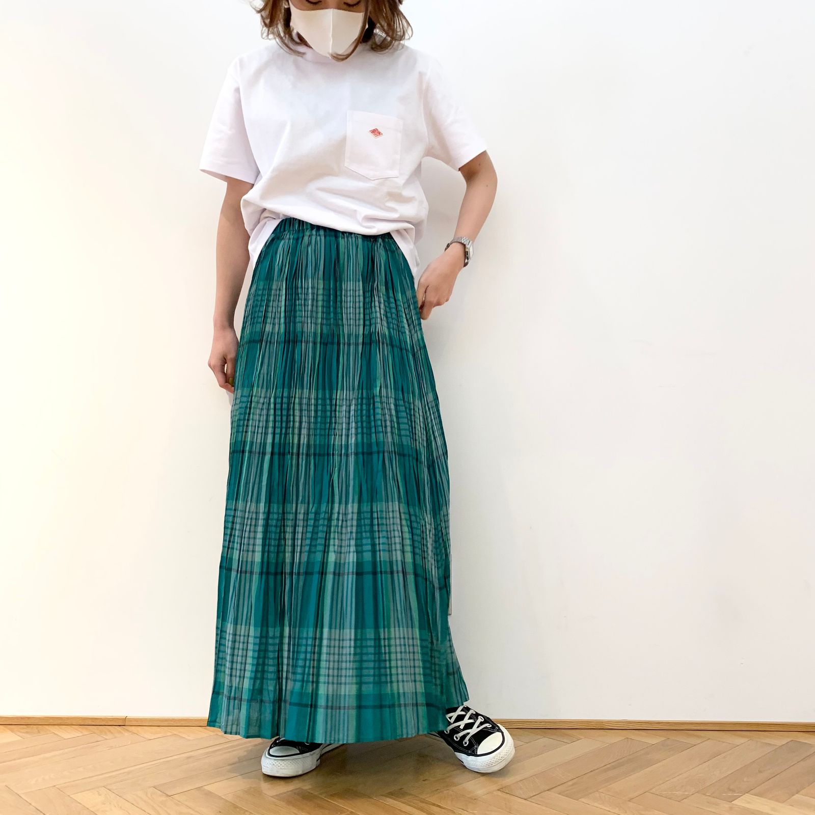 クルーネックポケットTシャツ