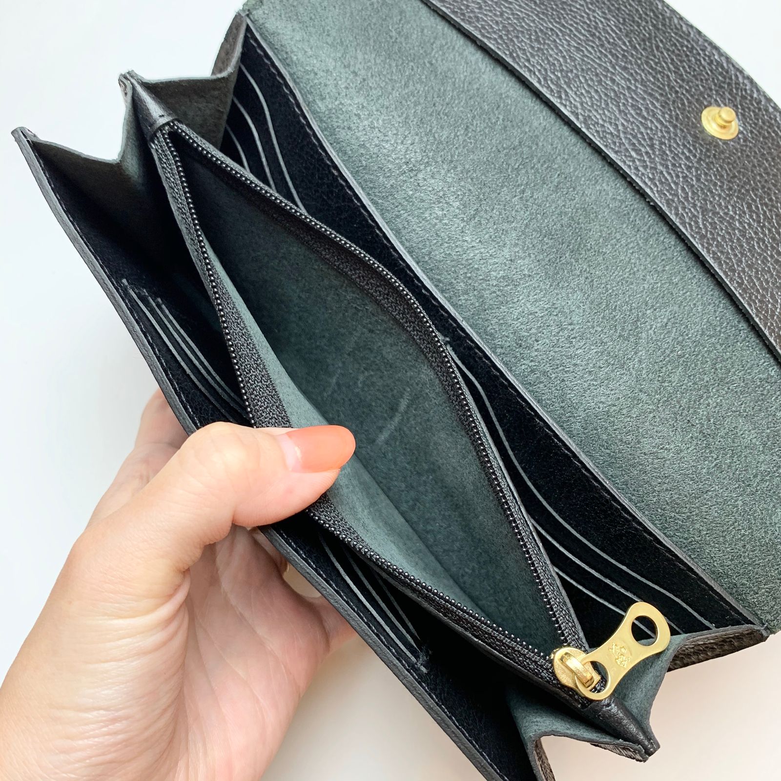 スナップボタン長財布