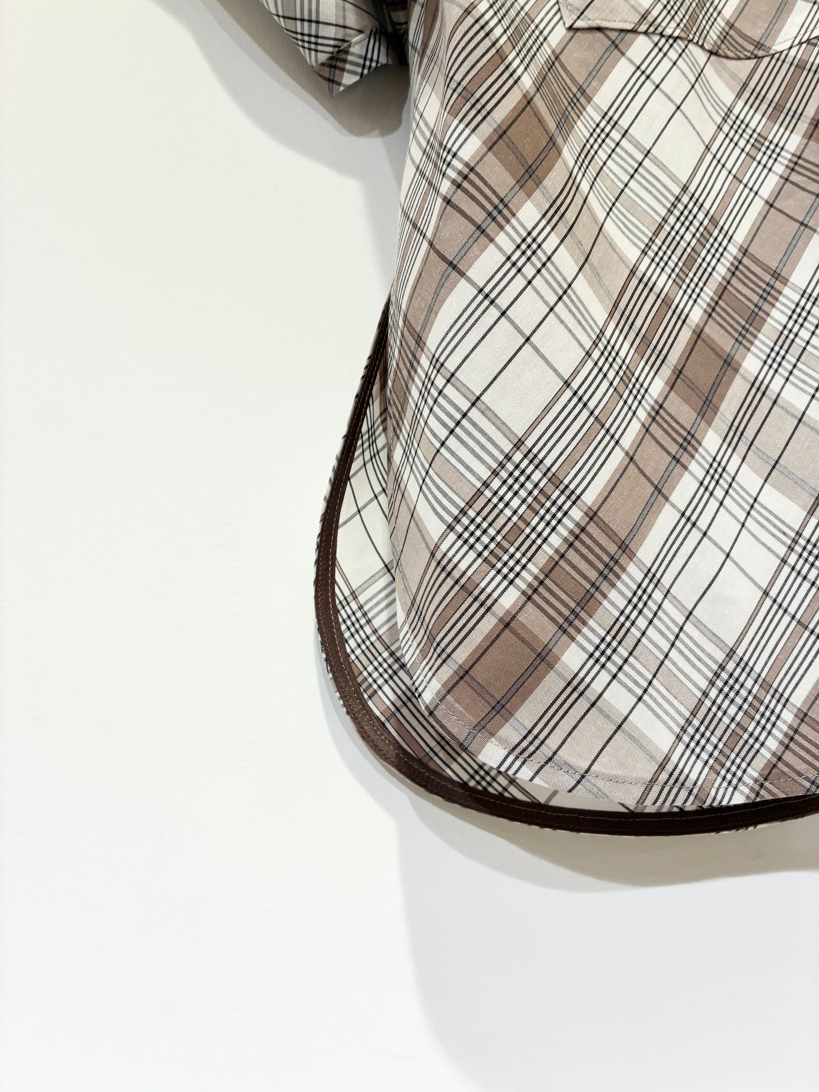 Sienna Glow Check Puff Blouse / パフスリーブチェックブラウス / ブラウン
