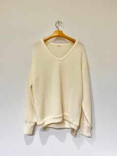 V-neck Long Sleeve Top / Vネックニット / オフホワイト
