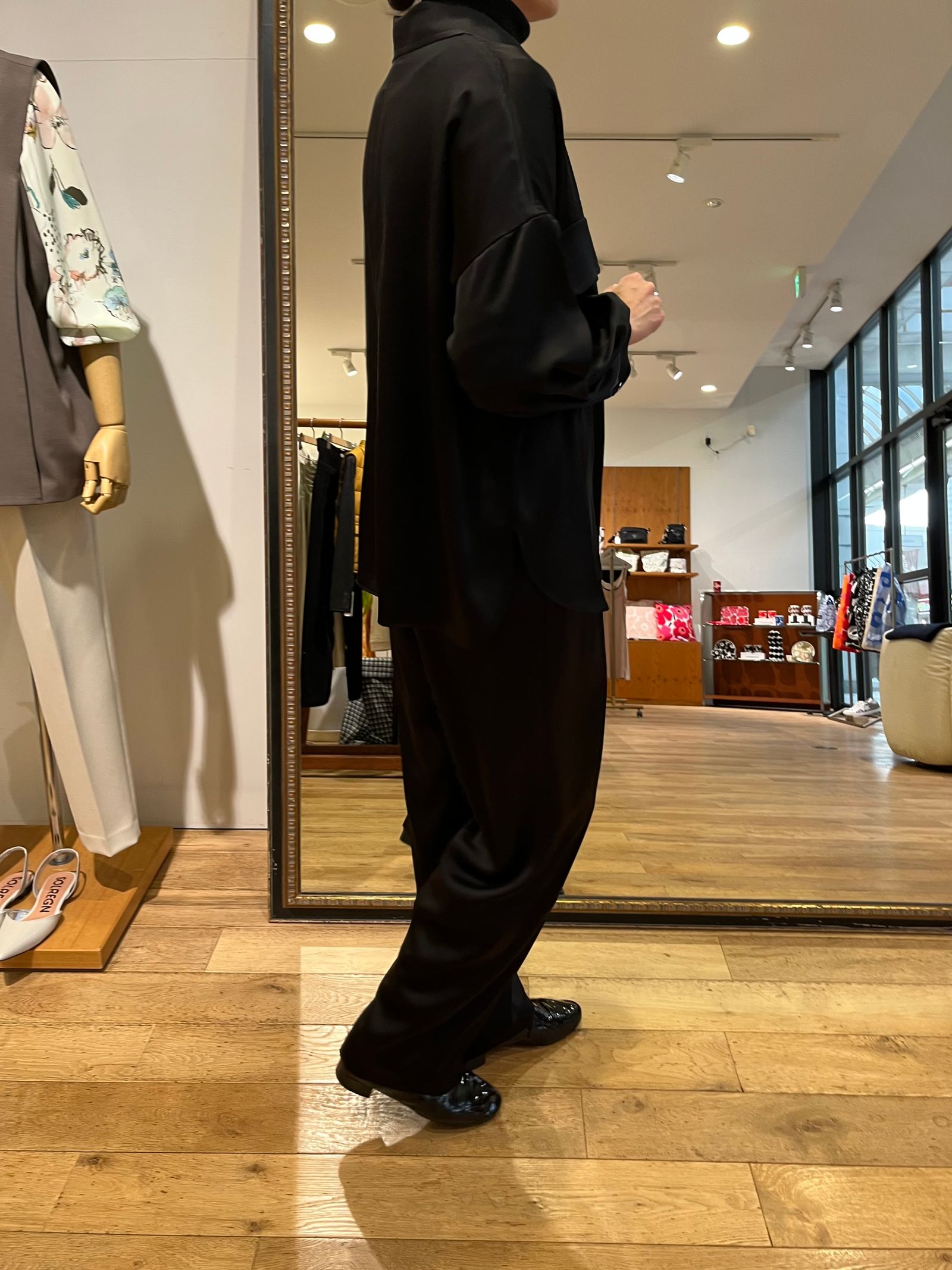 Bed&Breakfast / Satin LRM Pants / サテンパンツ / ブラック