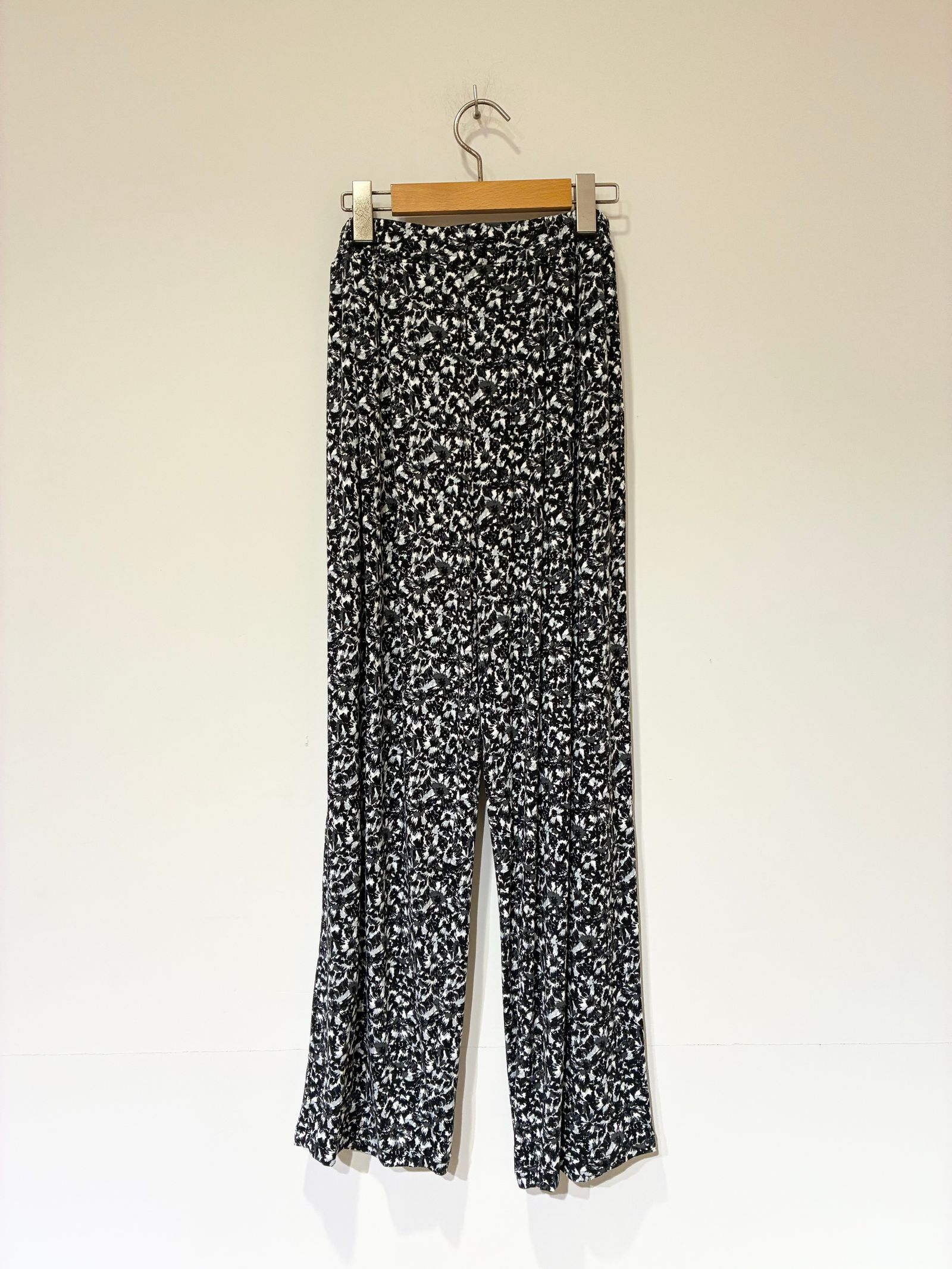 トラベルライン パンツ / イージーワイドパンツ / ブラック / マルチカラー