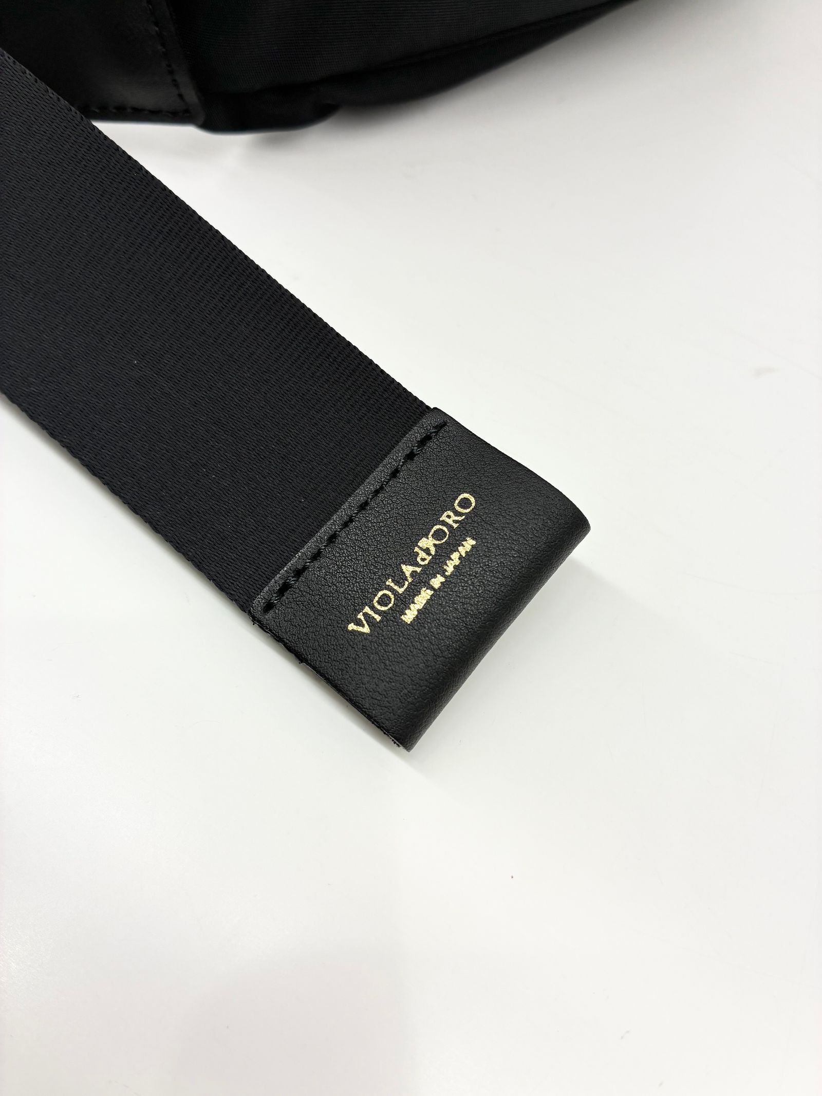 BIANCA / ナイロンボディバッグ / ブラック