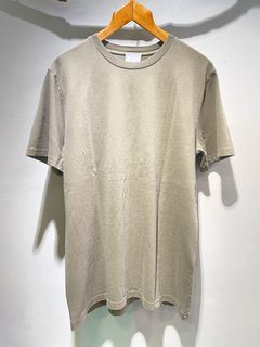 A.P.C. Automne 26 Tシャツ / バックプリントTシャツ / カーキ