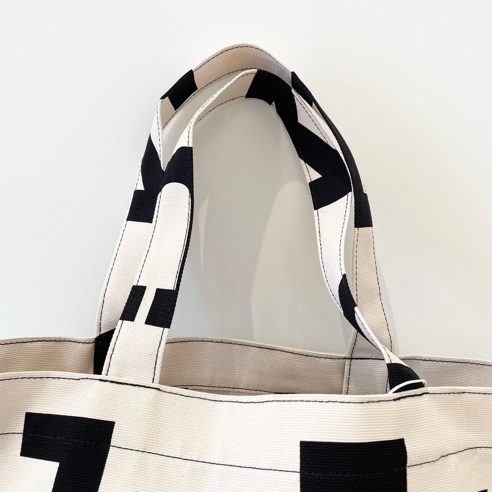 Kioski Ahkera Logo Bag ロゴトートバッグ