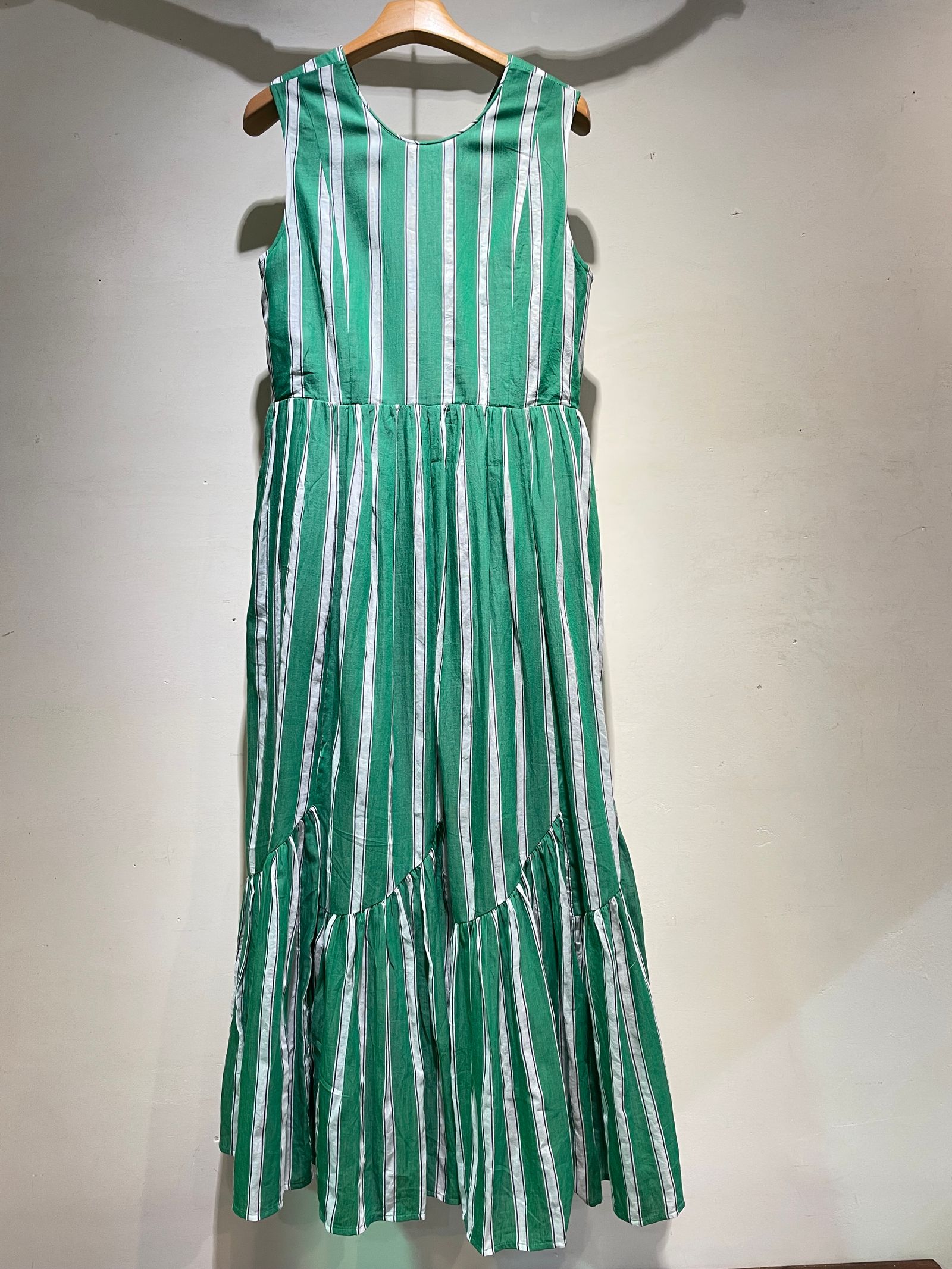 Cotton Voile Stripe Sleeveless Slant Panel Dress / ノースリーブワンピース/ ストライプ / グリーン