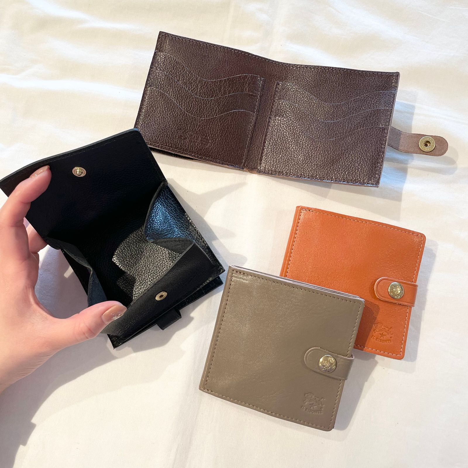 IL BISONTE スナップボタン二つ折り財布 | HALLOW's web store