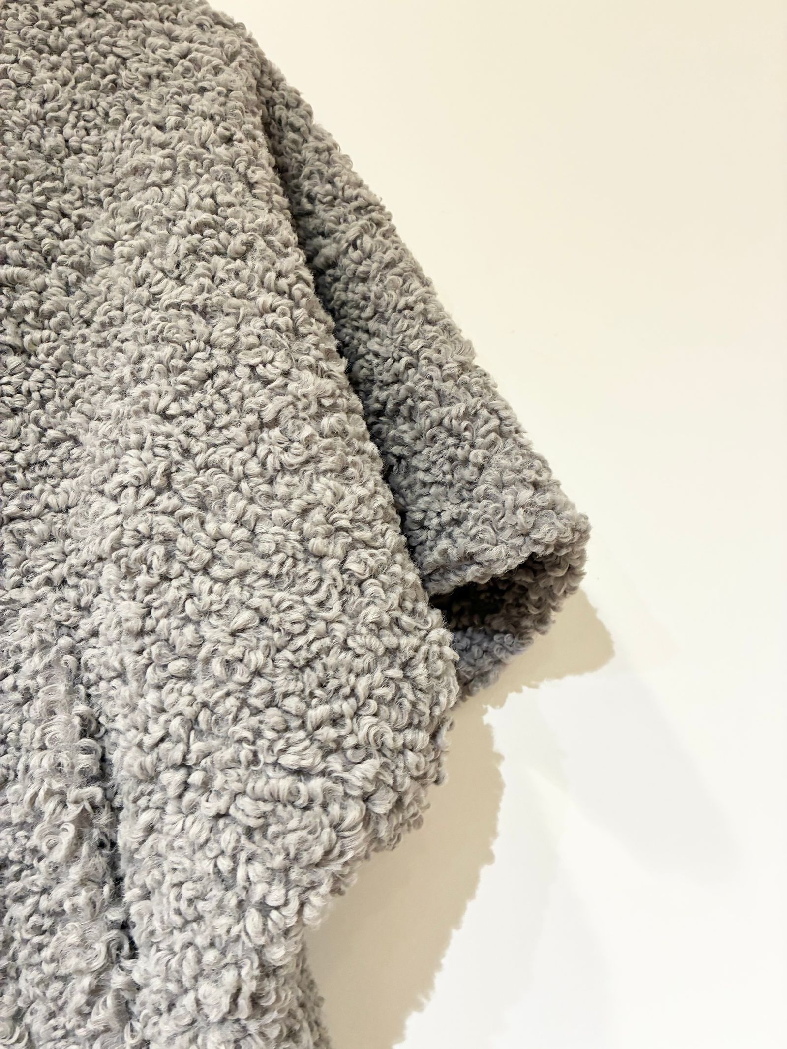 【ミリー】プードルボア ポンチョ / ベスト / グレー