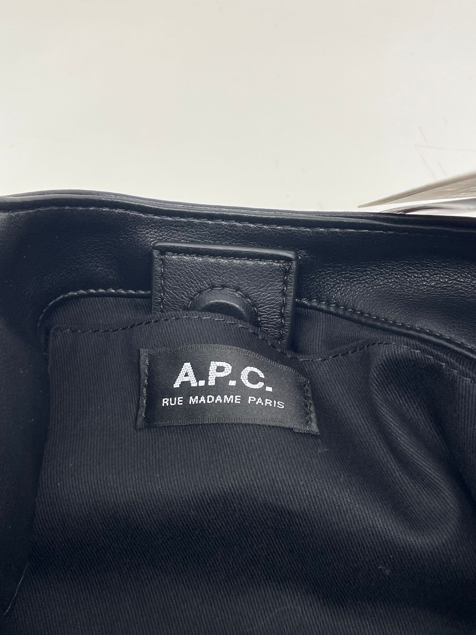 Baby Ninon ショルダーバッグ / ショルダーバッグ / ブラック