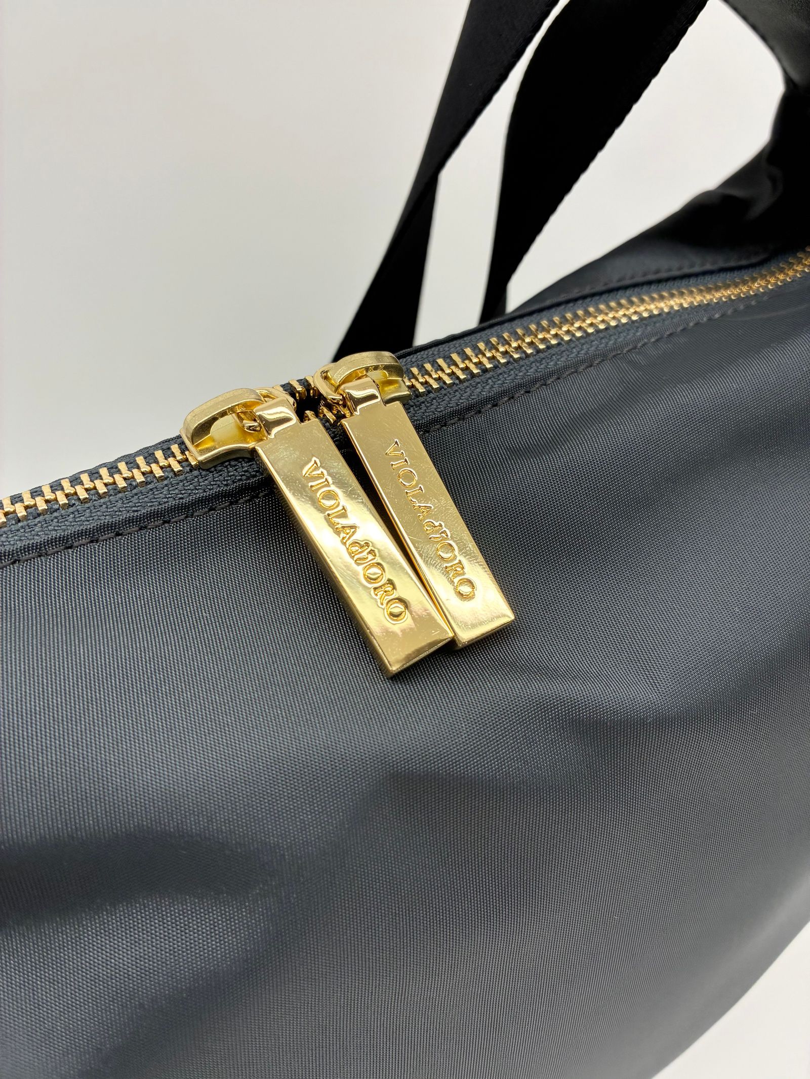 BIANCA / ナイロンボディバッグ / チャコールグレー