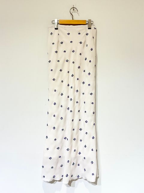 Still Garden Embroidery Skirt / 花柄刺しゅうマーメードスカート / ホワイト