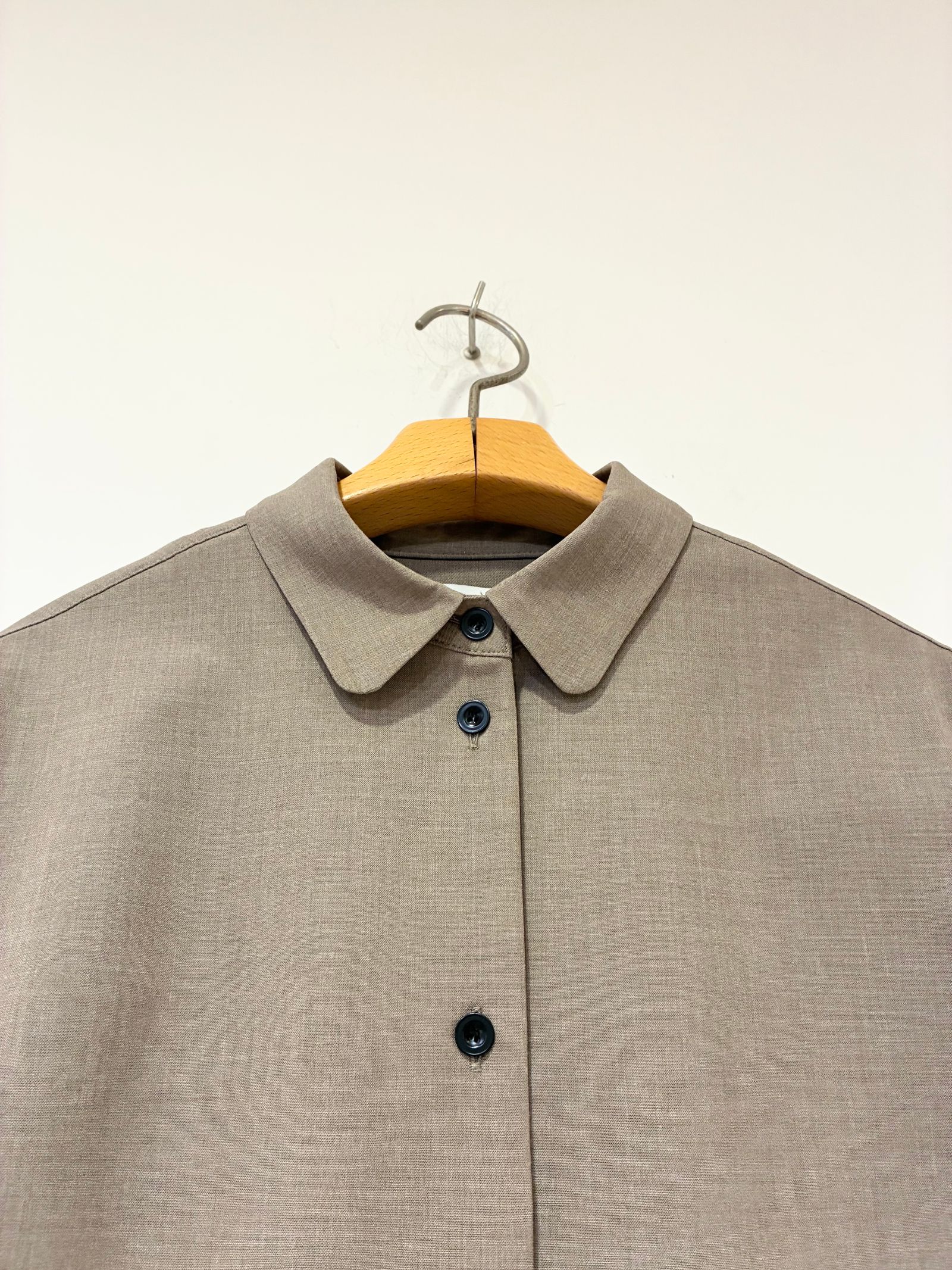 Flow Slim Shirts / ロングスリーブベーシックウールシャツ / ベージュ